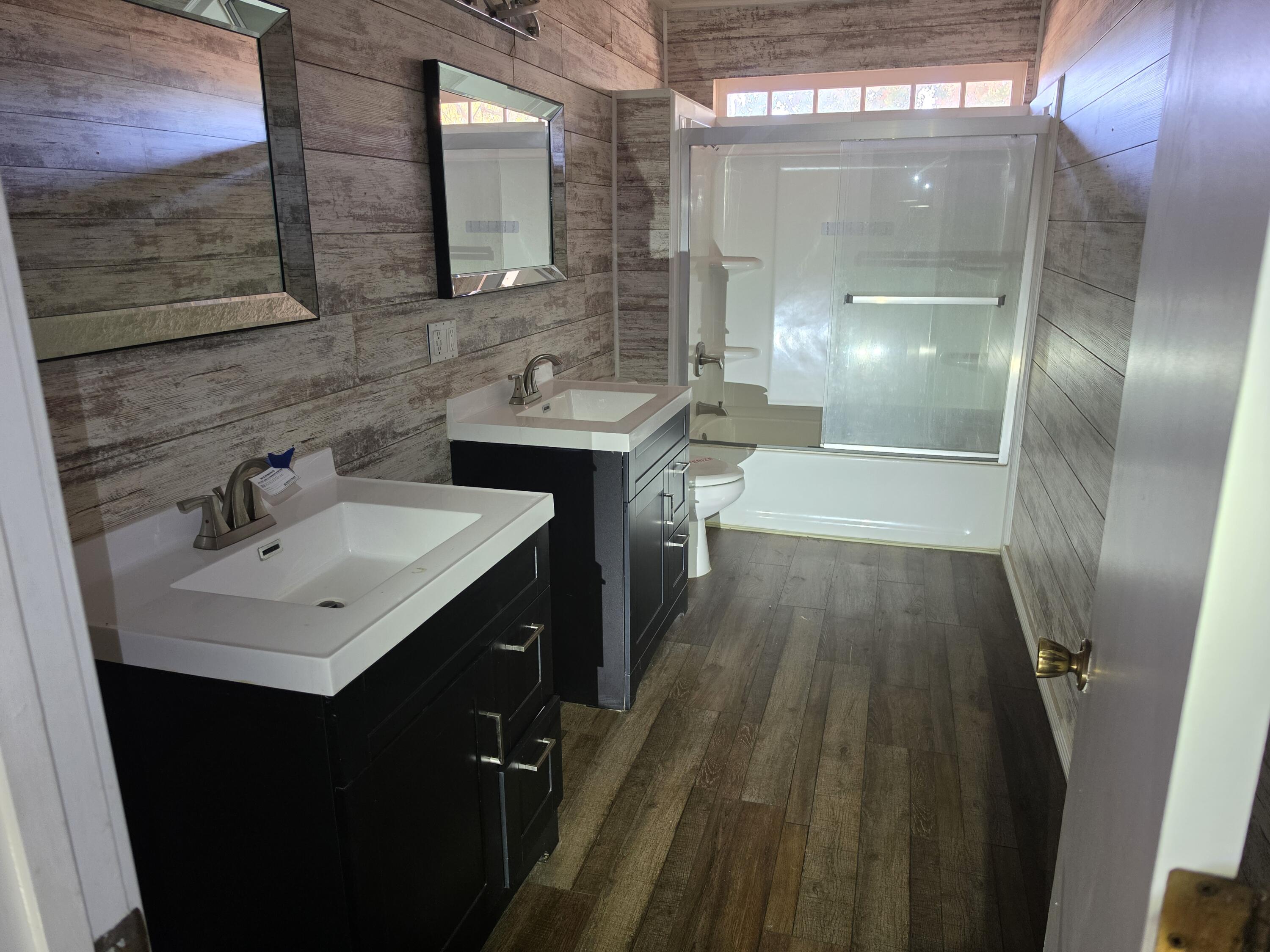 3905 West Farm Road 2 Property Photo 13