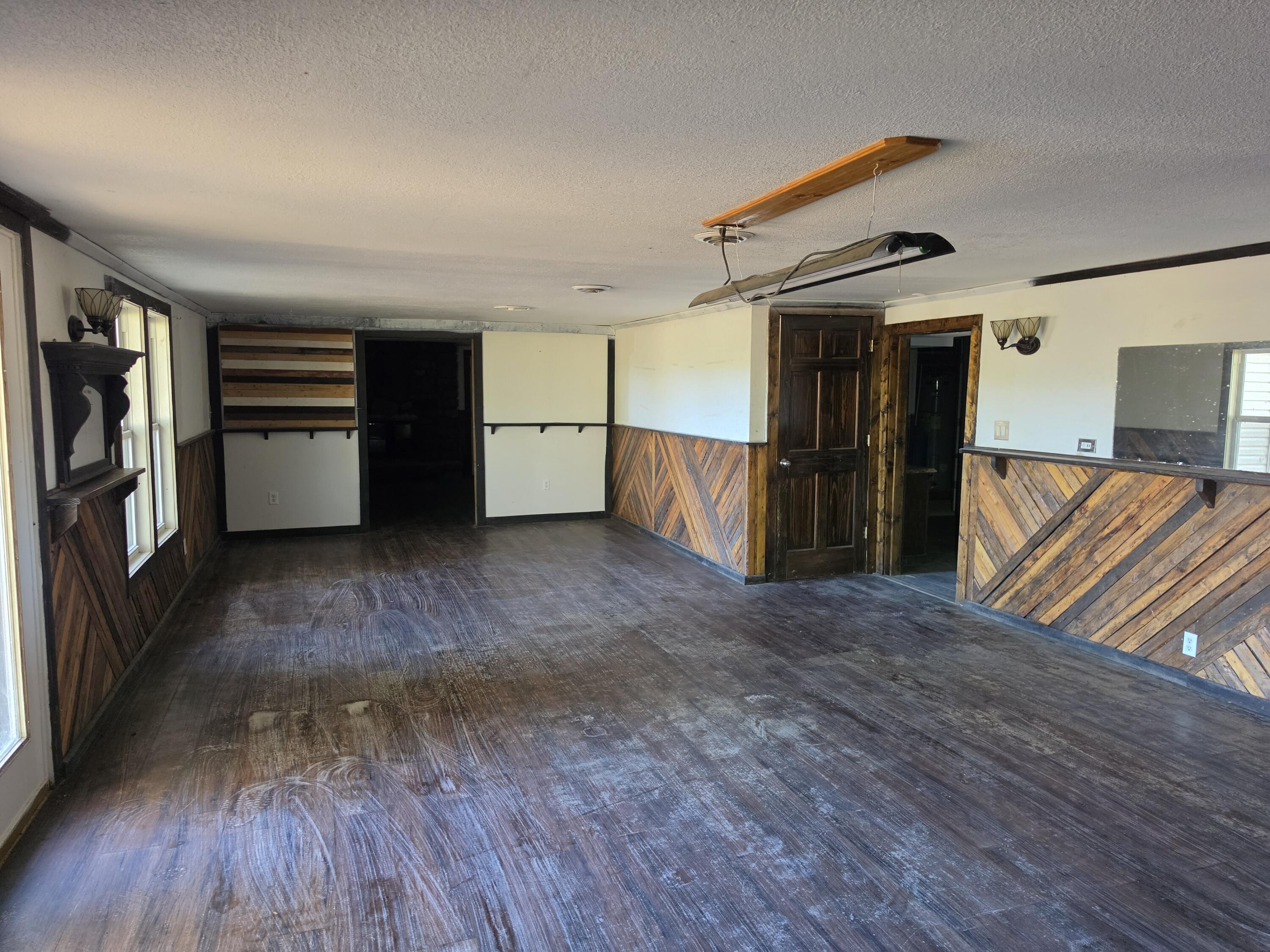3905 West Farm Road 2 Property Photo 23