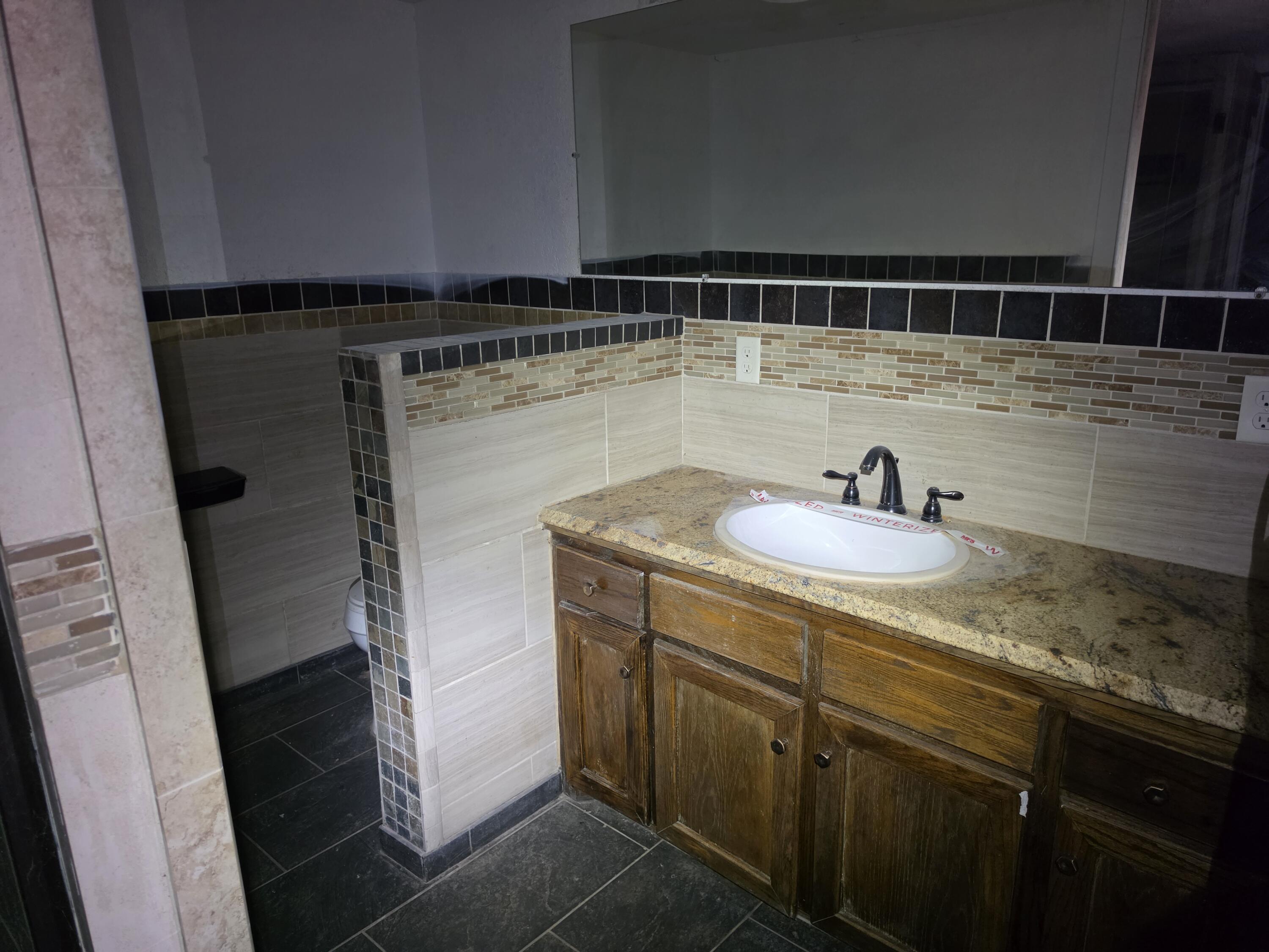 3905 West Farm Road 2 Property Photo 30
