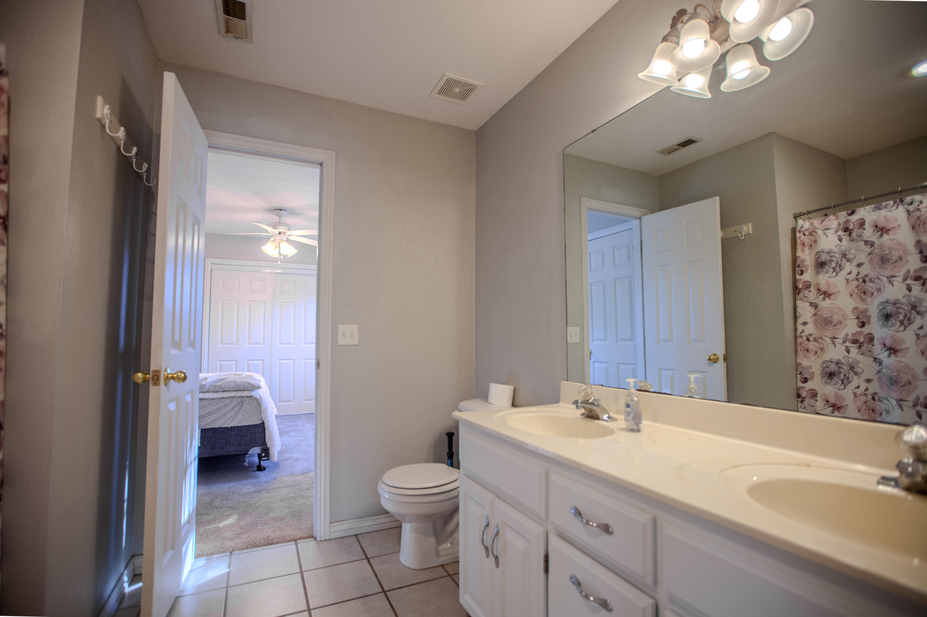 2546 South Chapel Drive Property Photo 21