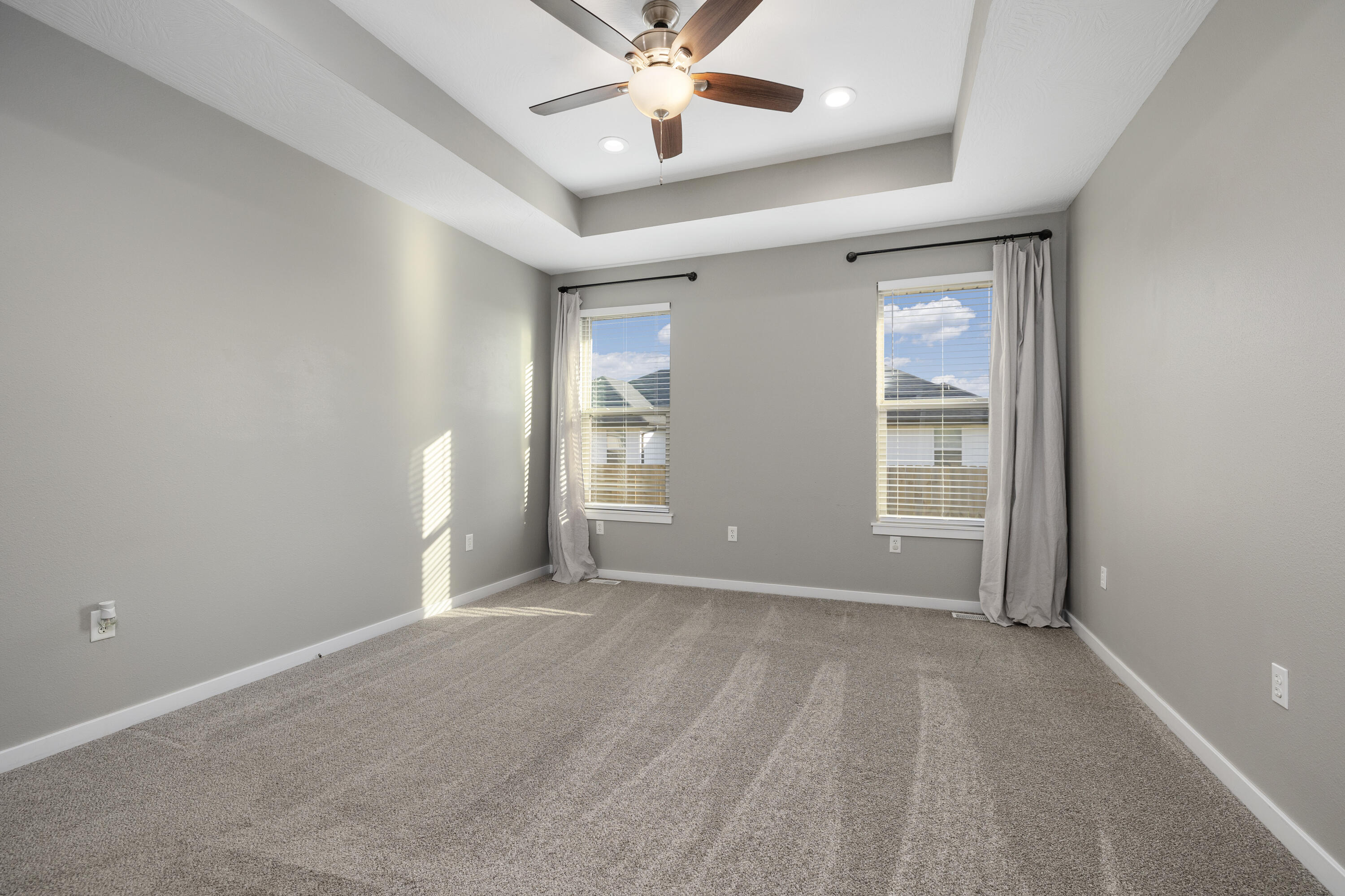 1910 East Whetstone Drive Property Photo 25