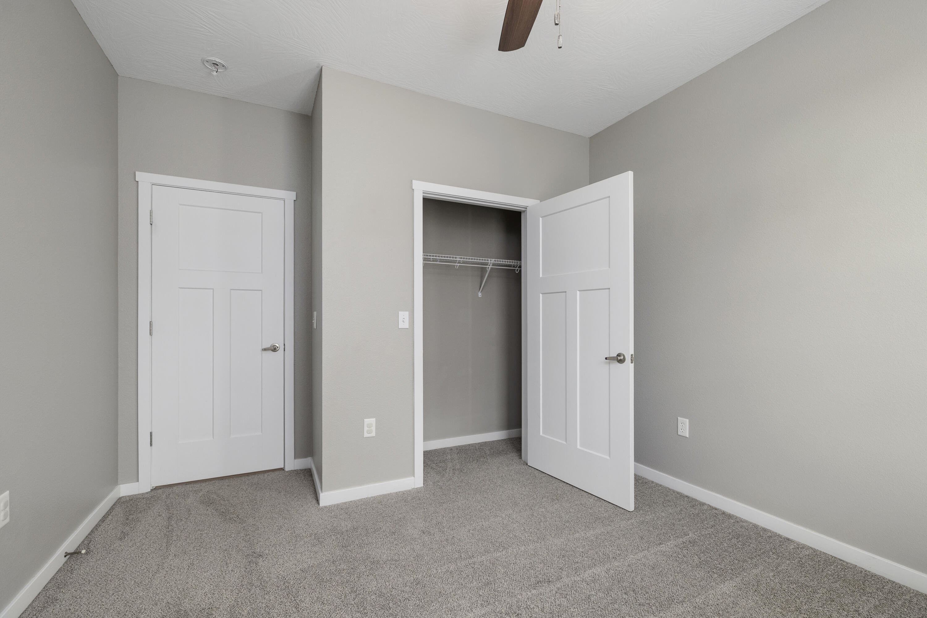 1910 East Whetstone Drive Property Photo 34