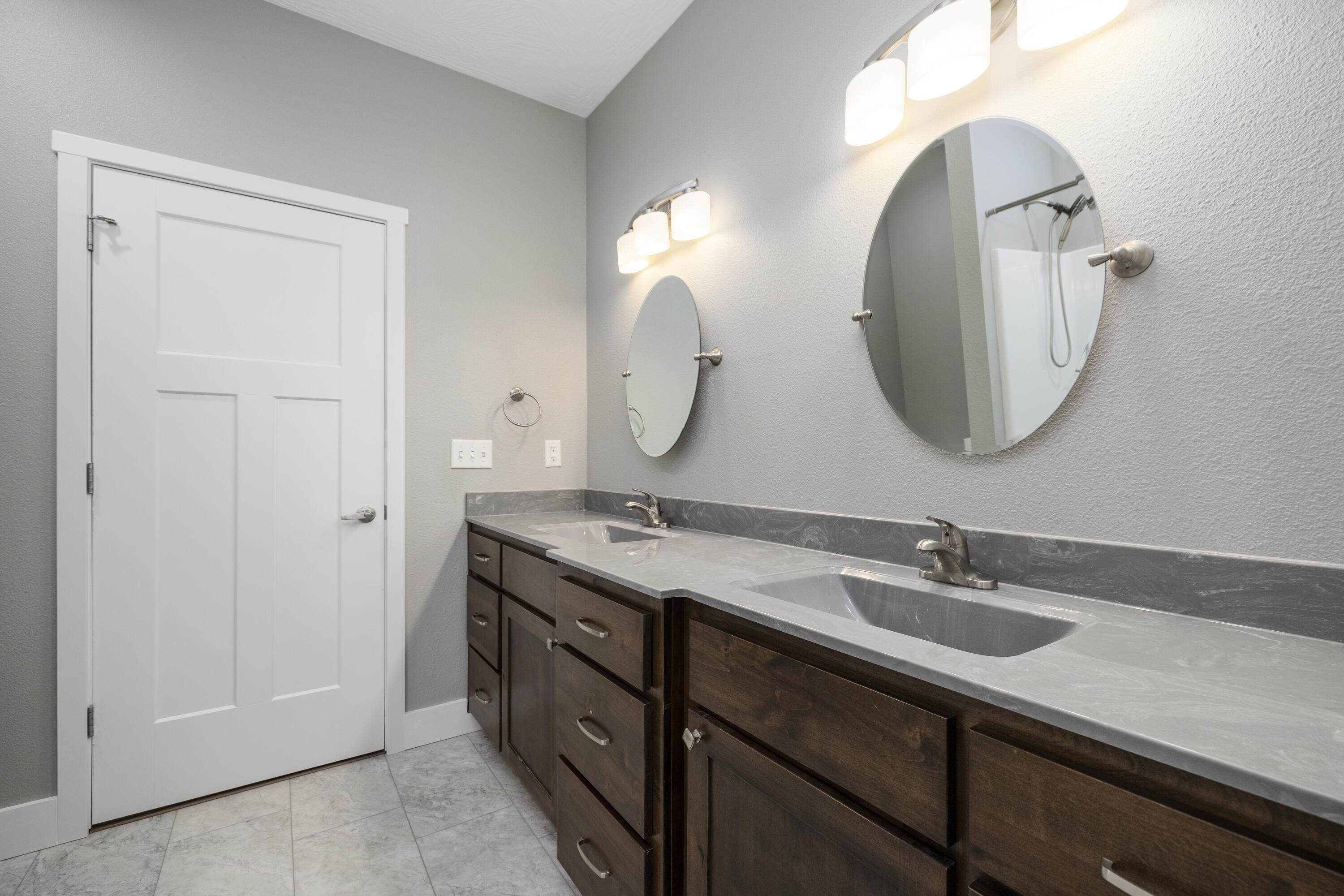 1910 East Whetstone Drive Property Photo 38