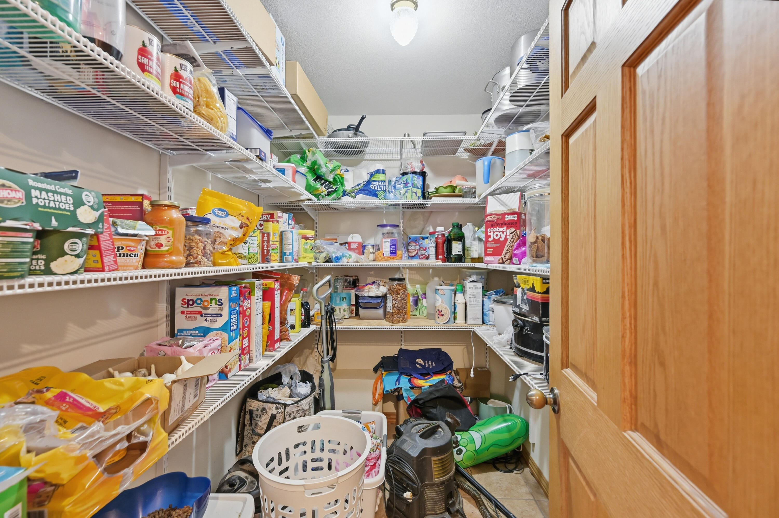 773 East Road Property Photo 11