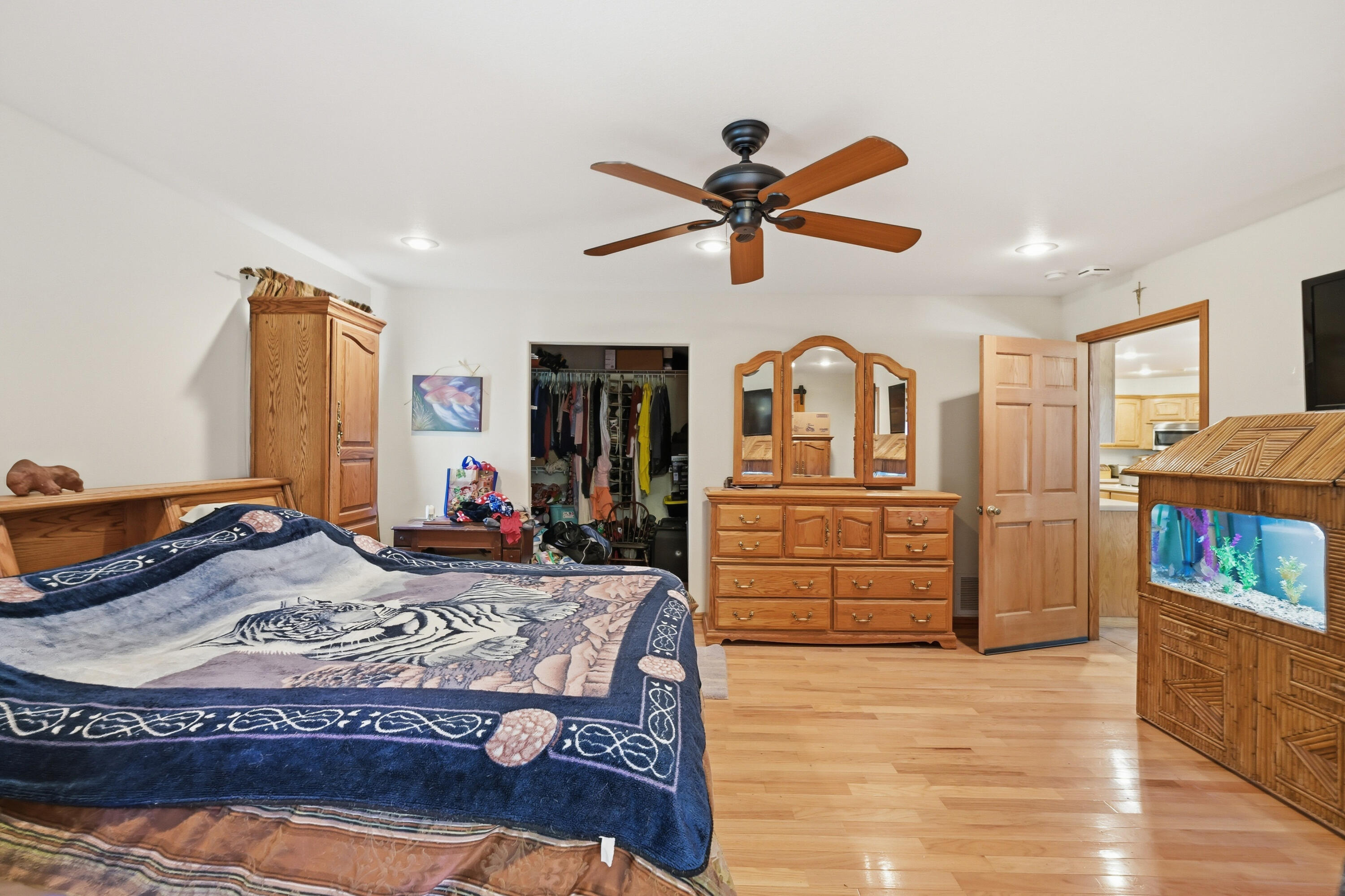 773 East Road Property Photo 13