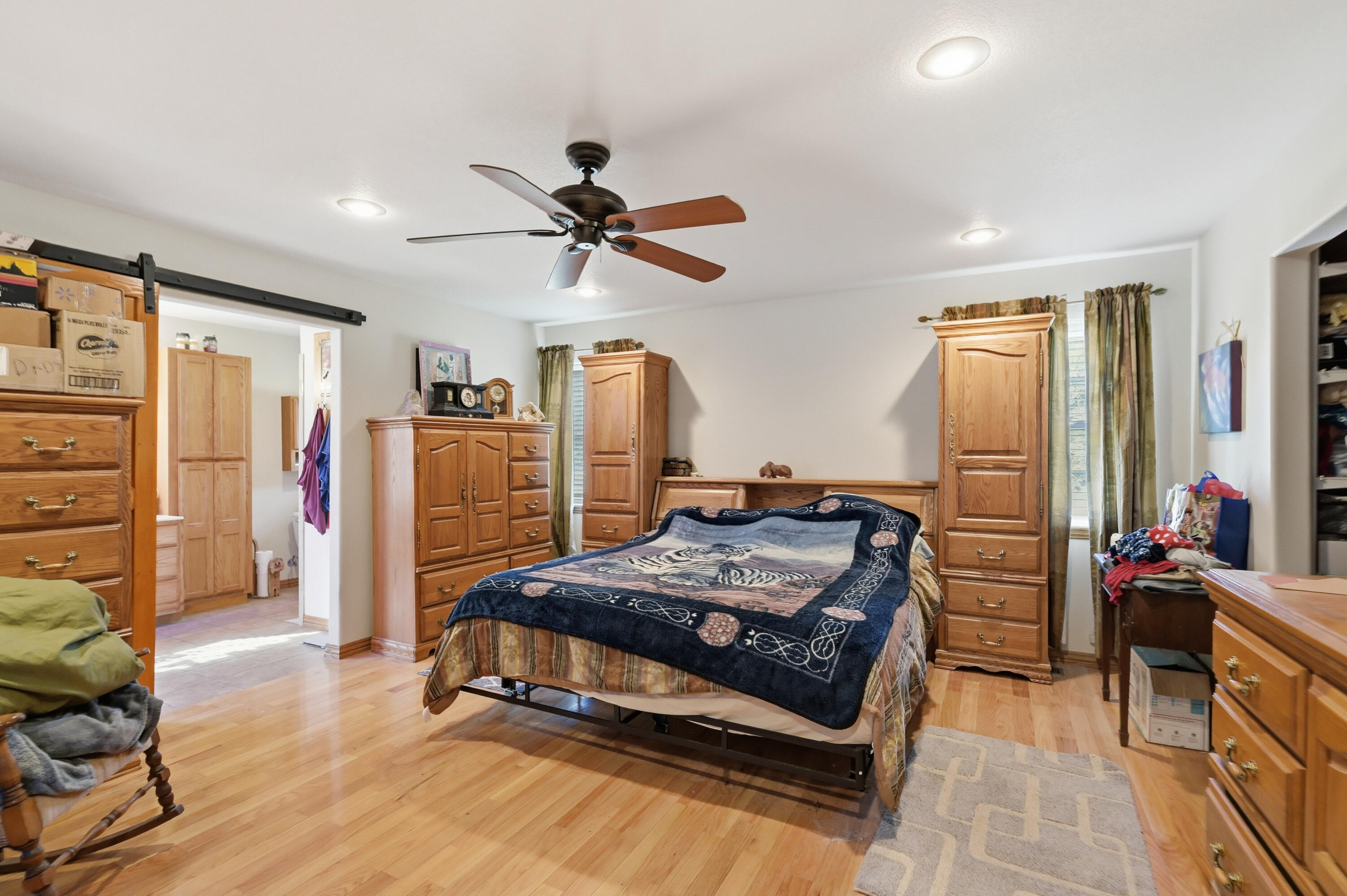 773 East Road Property Photo 14