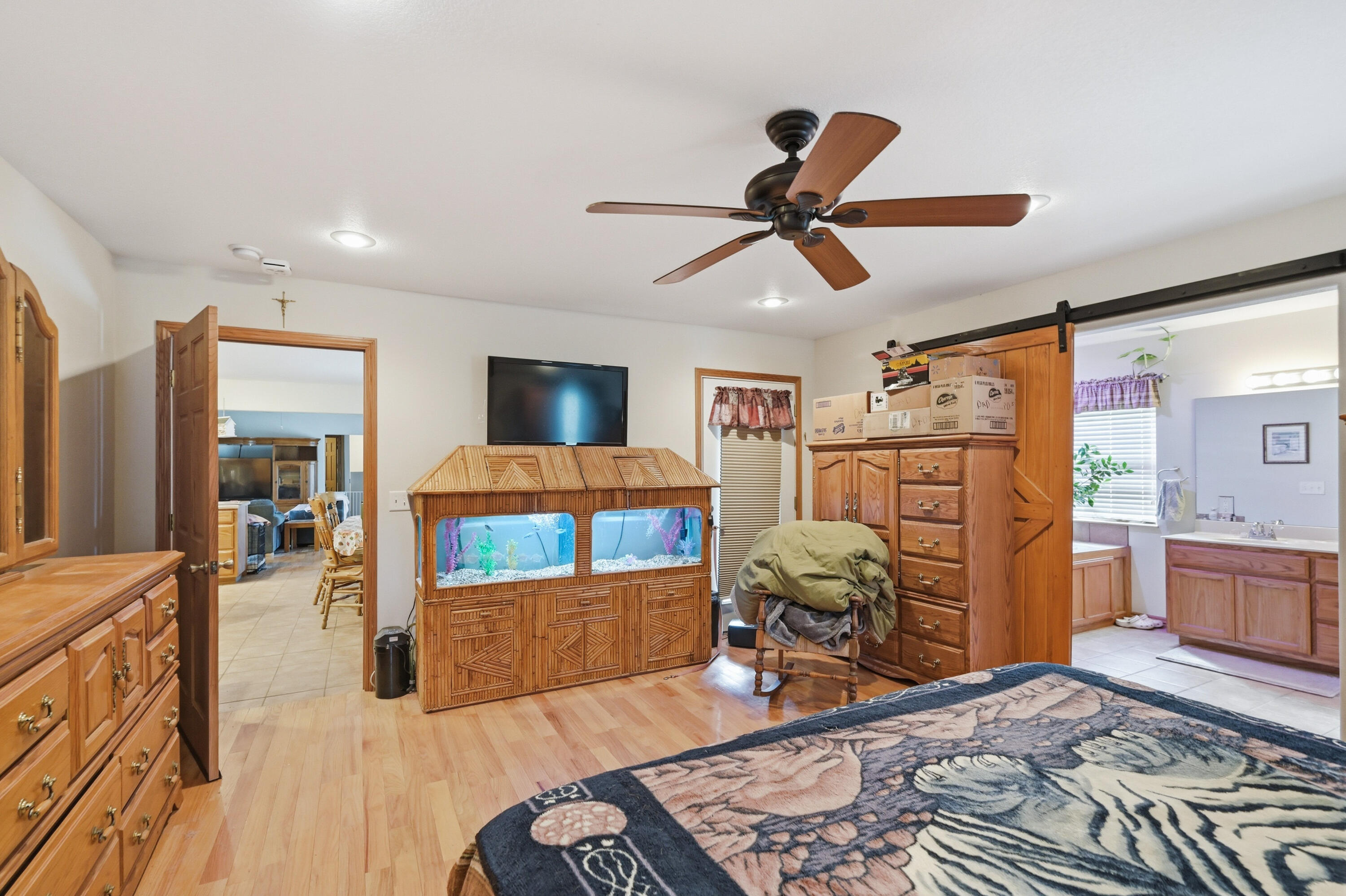 773 East Road Property Photo 15