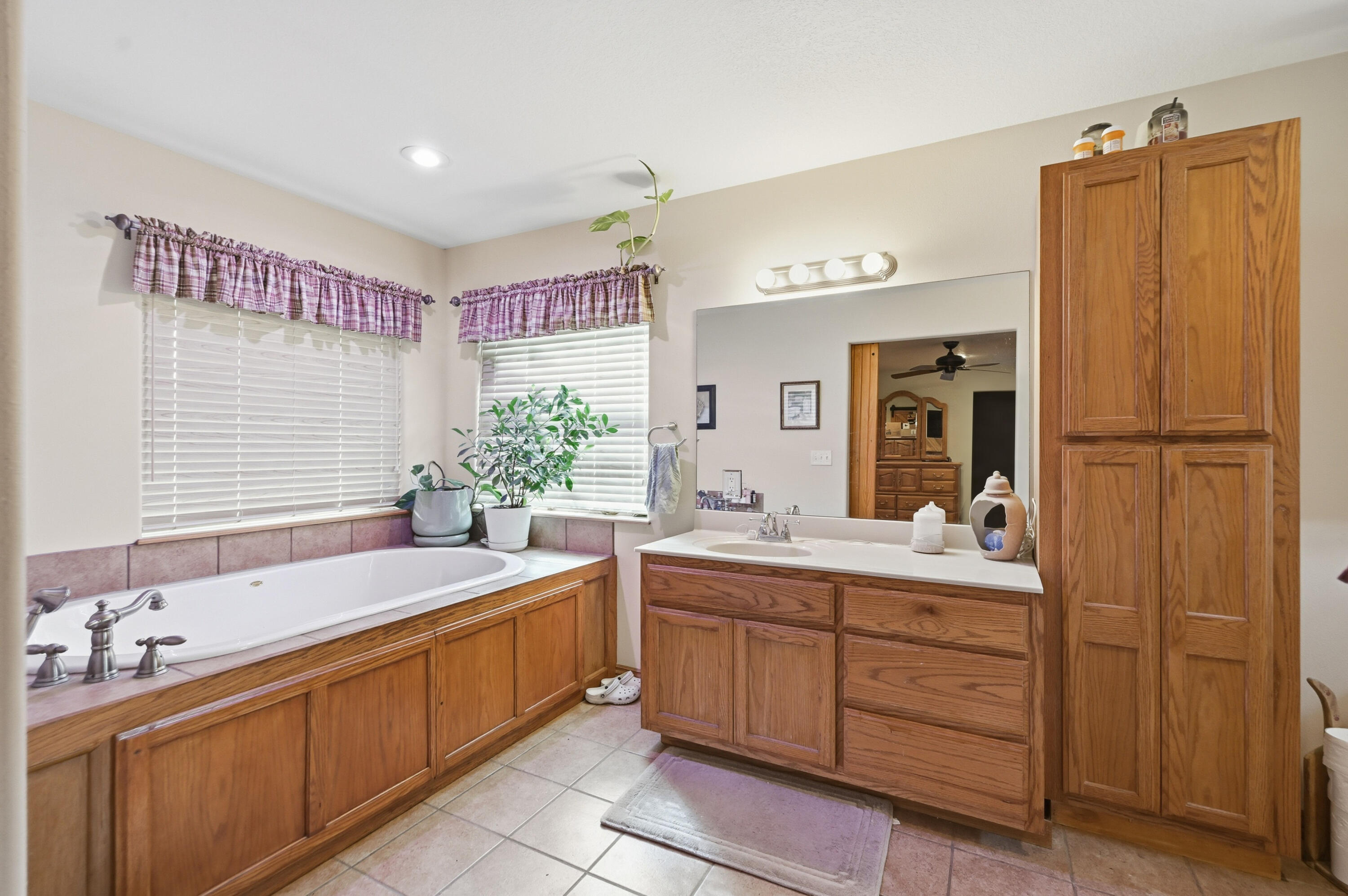 773 East Road Property Photo 17