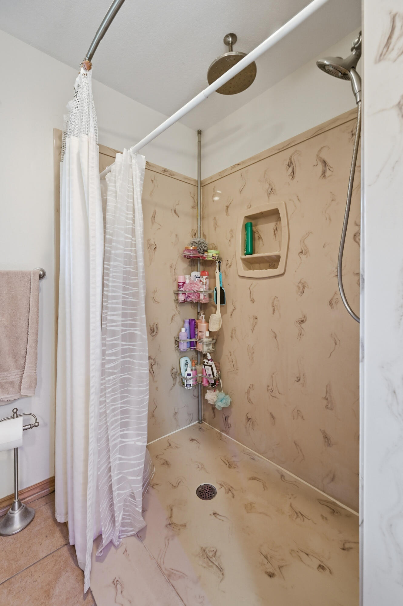773 East Road Property Photo 19