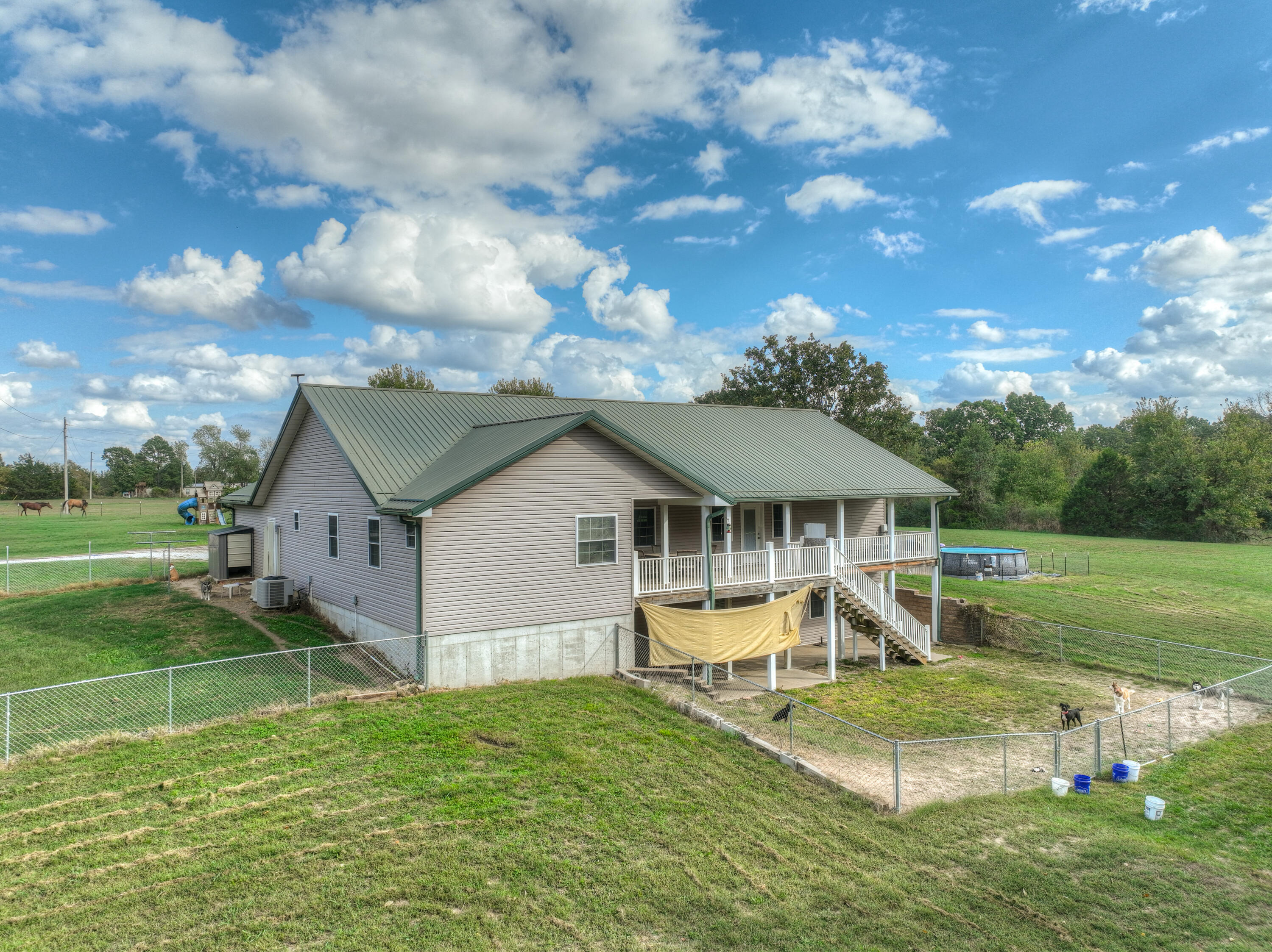 773 East Road Property Photo 55