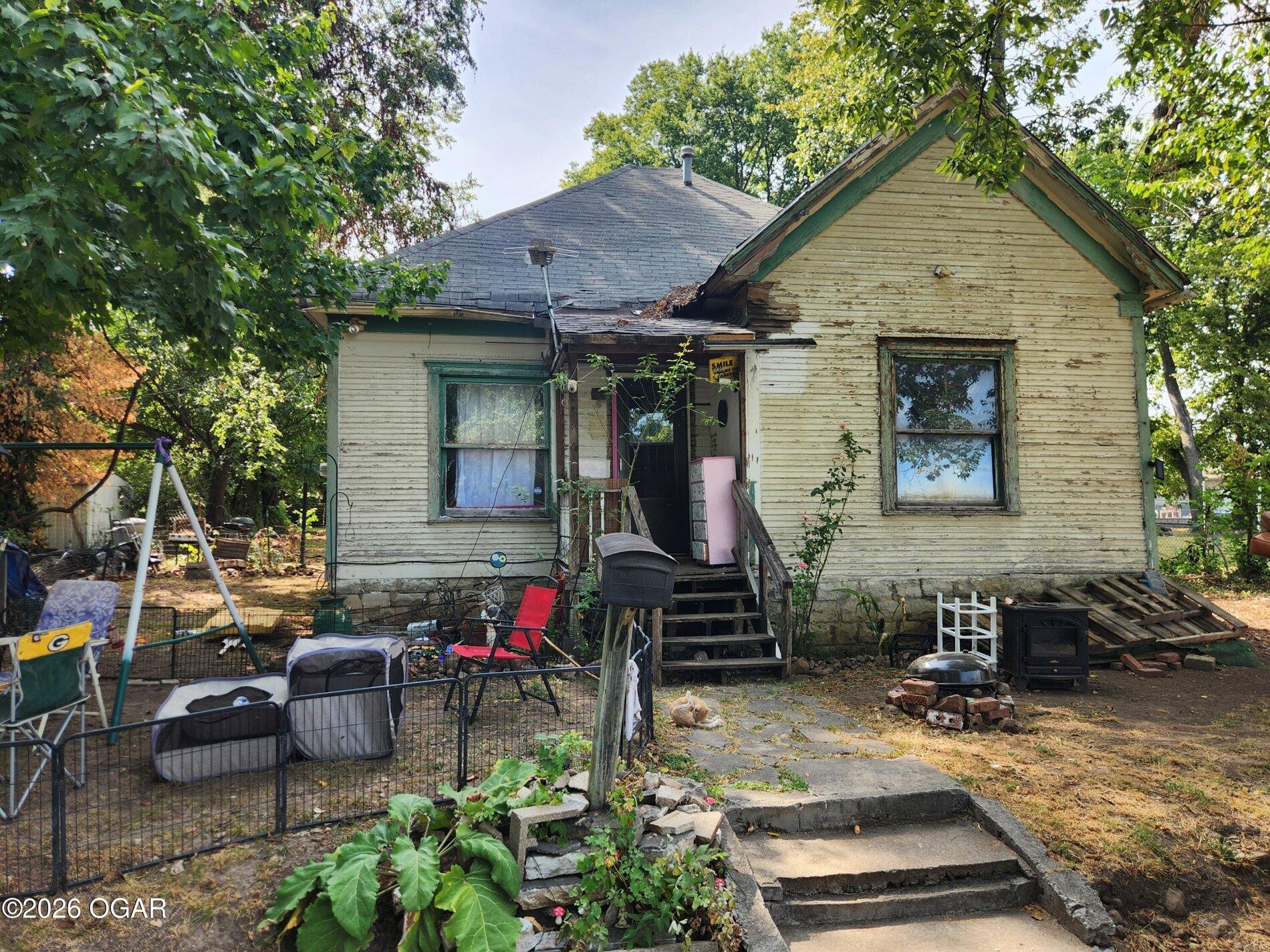 717 Bois De Arc Street Property Photo 1
