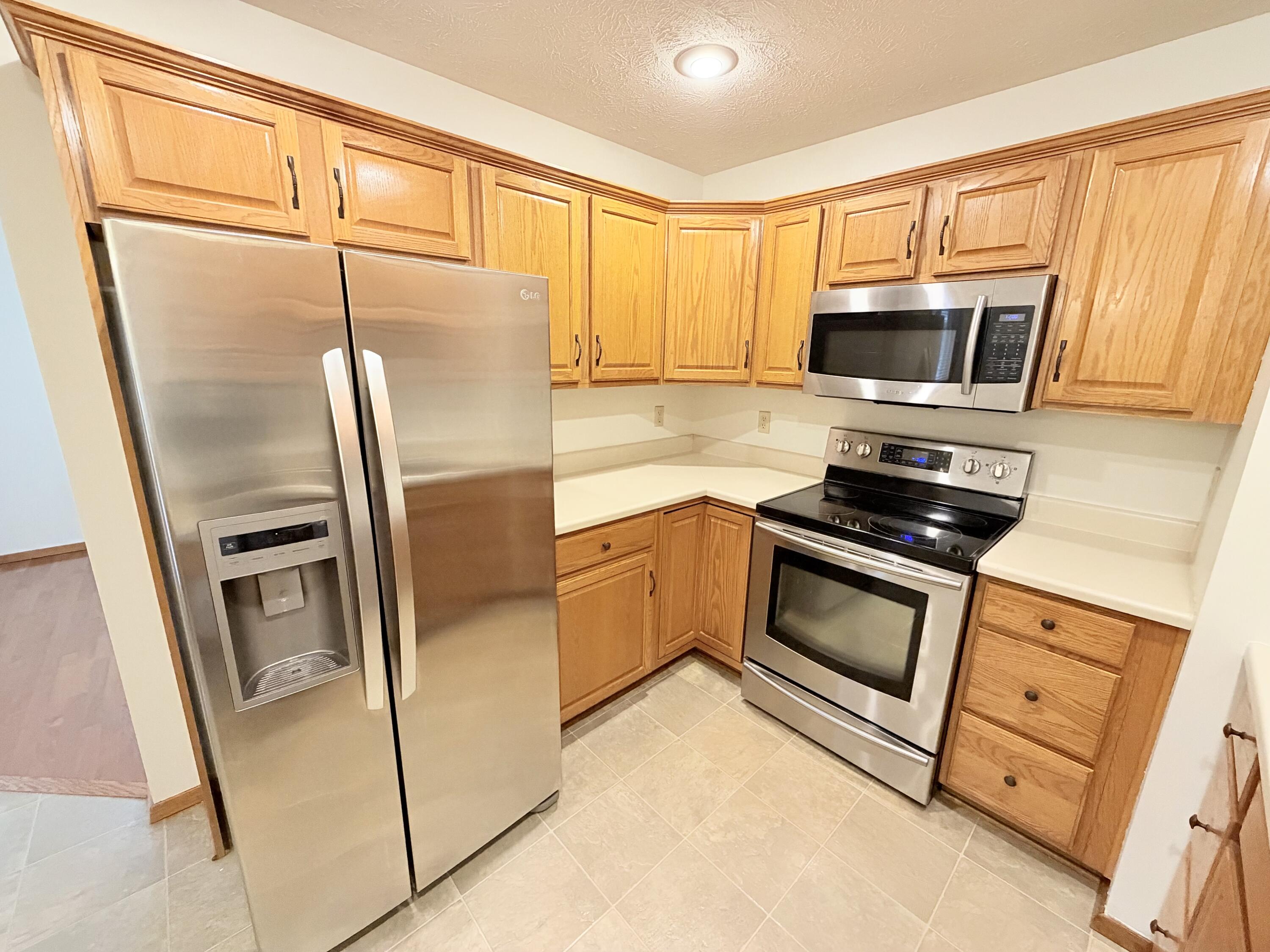 4210 South Mentor Avenue Property Photo 10