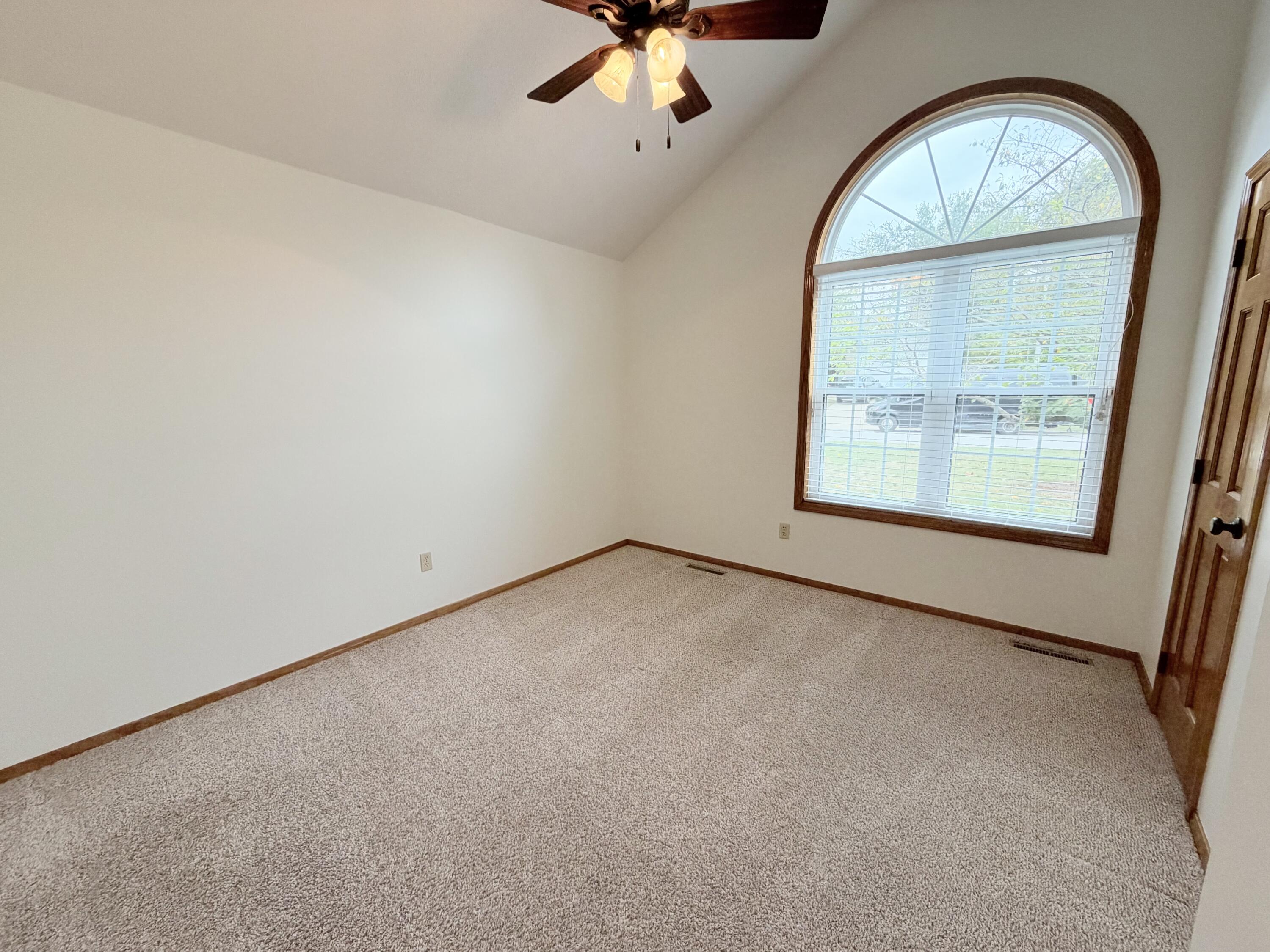 4210 South Mentor Avenue Property Photo 21