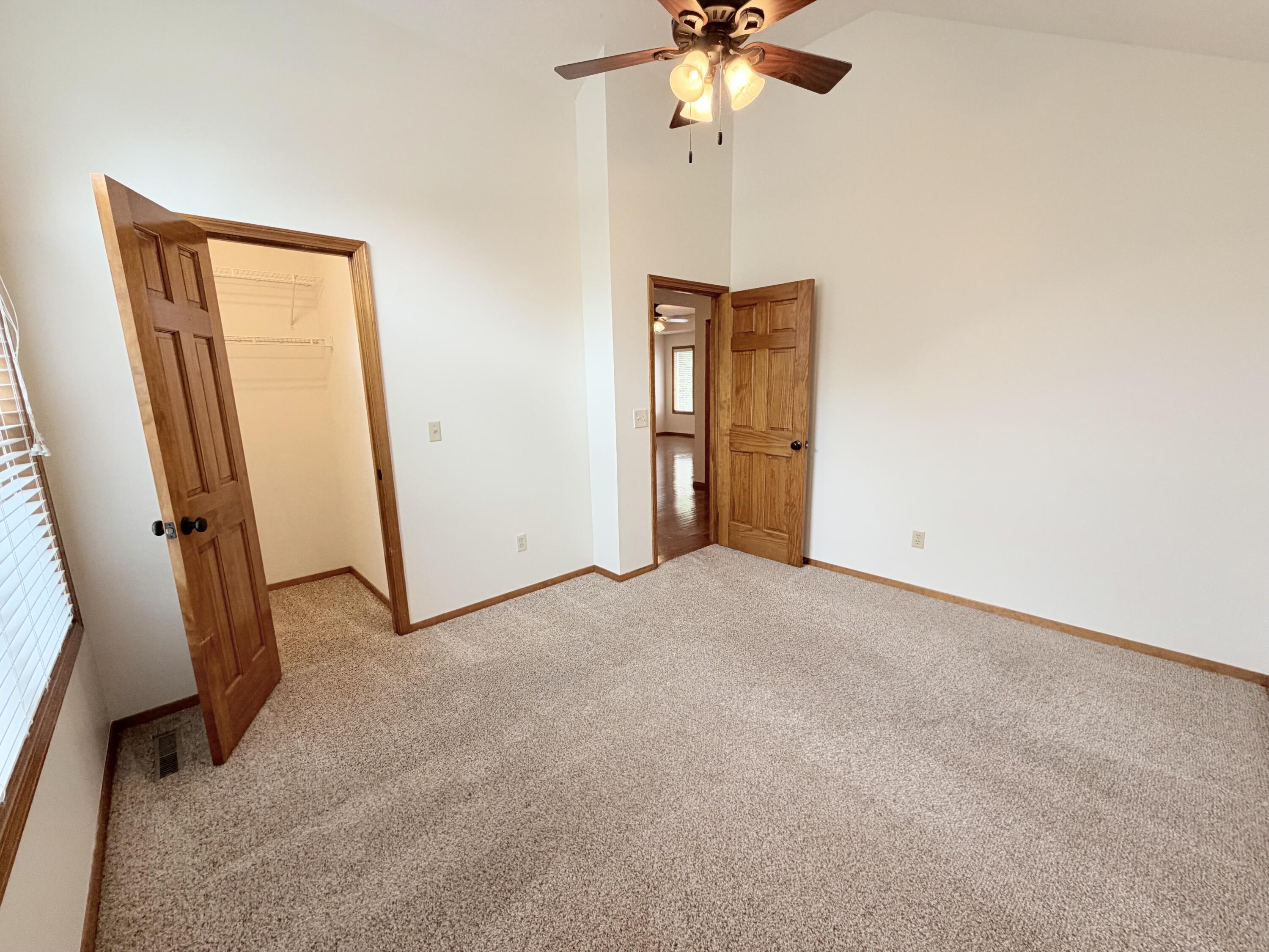4210 South Mentor Avenue Property Photo 22