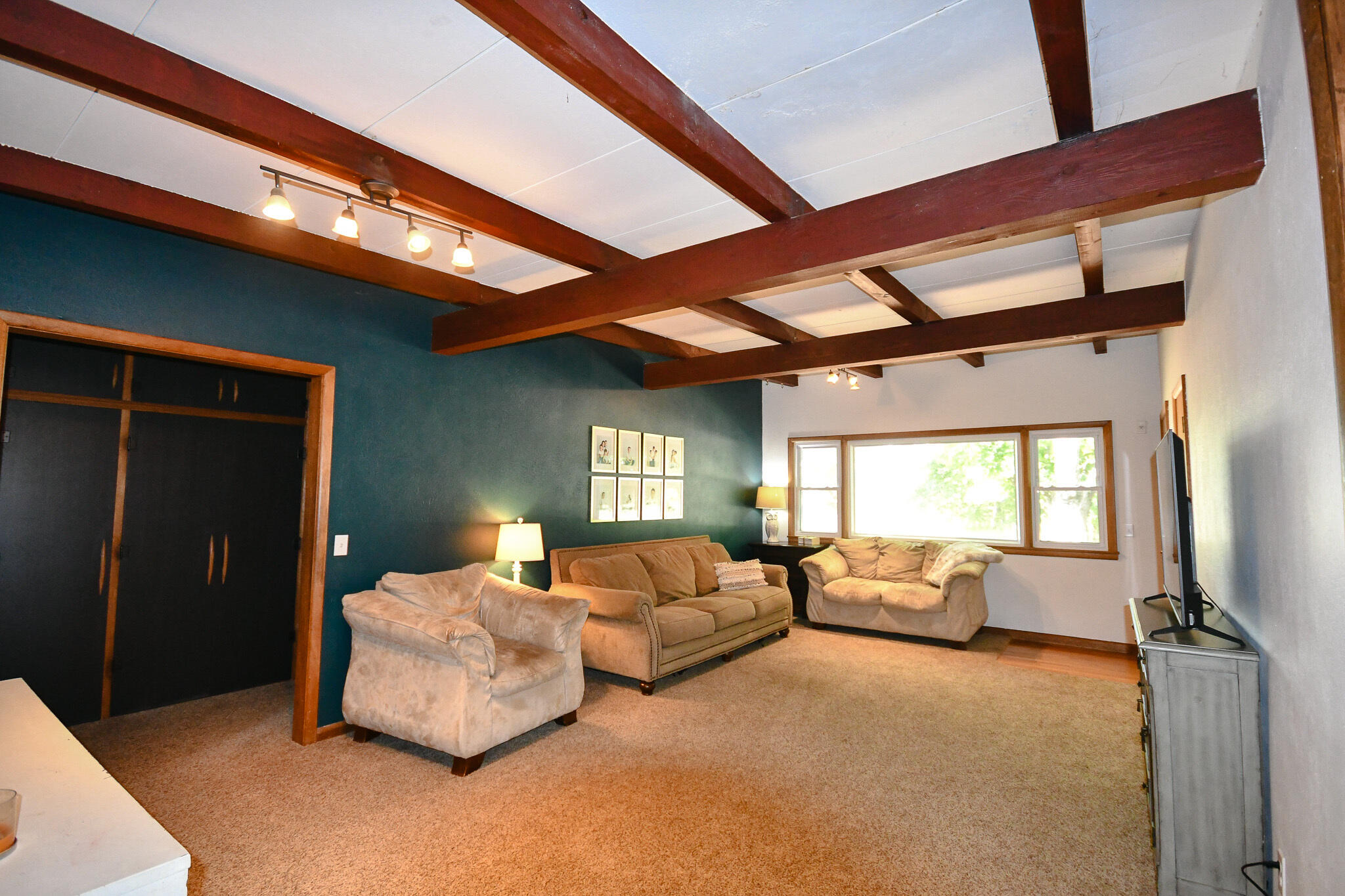 4100 State Highway D Property Photo 10