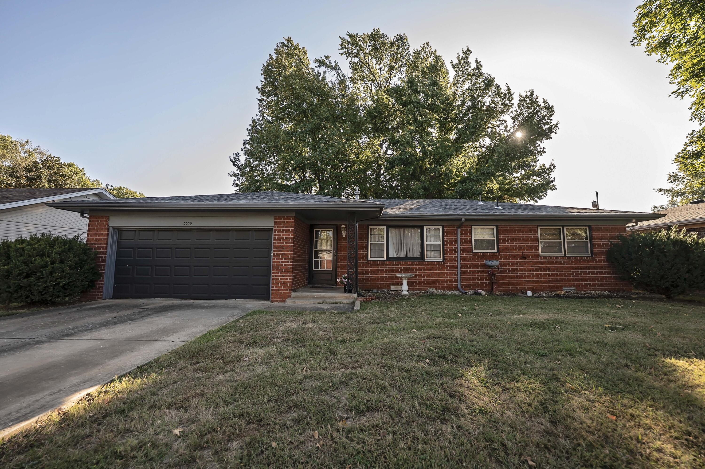 3550 North Rogers Avenue Property Photo 1