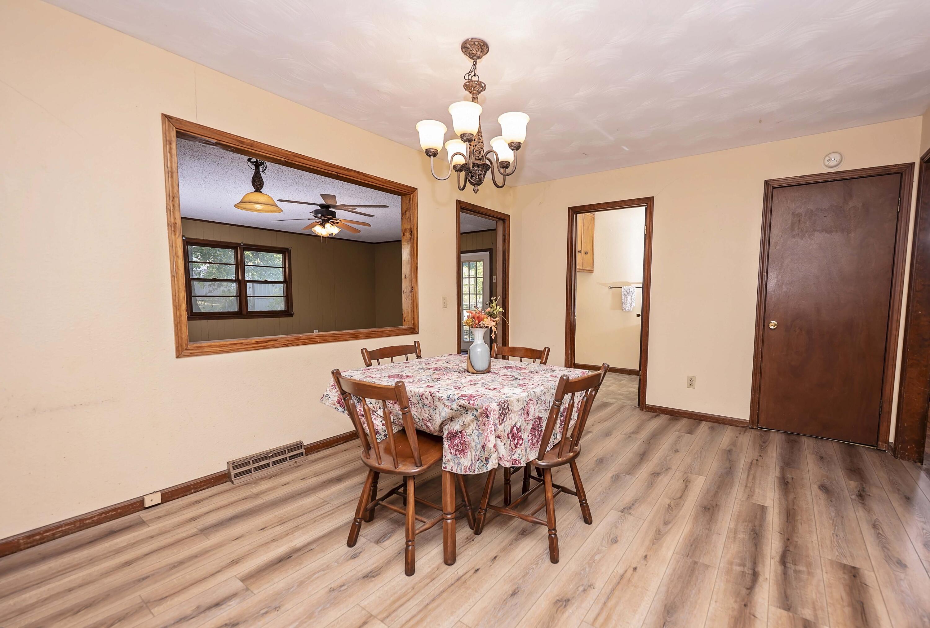 3550 North Rogers Avenue Property Photo 13