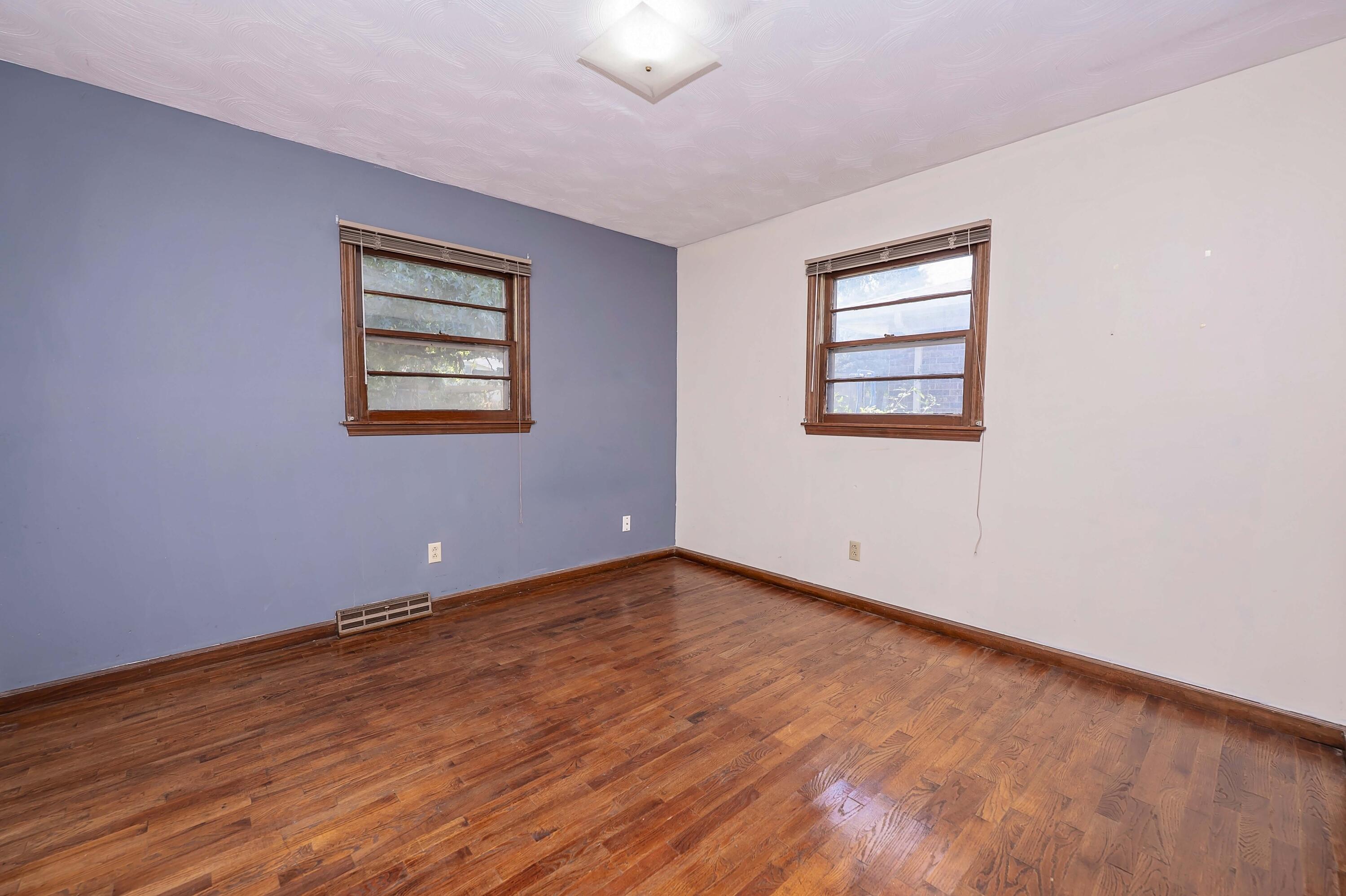 3550 North Rogers Avenue Property Photo 24