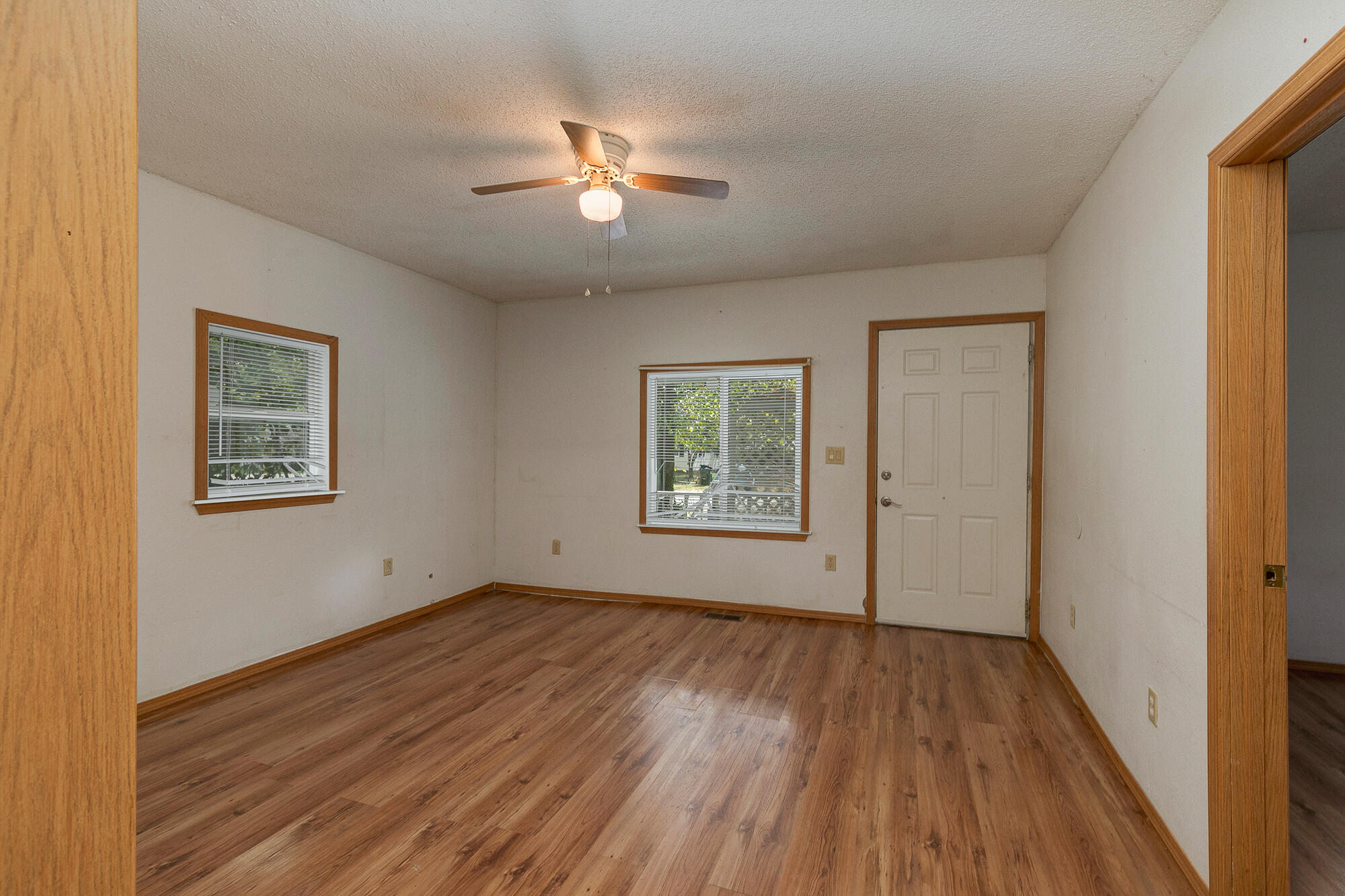 309 Jasper Street Property Photo 5