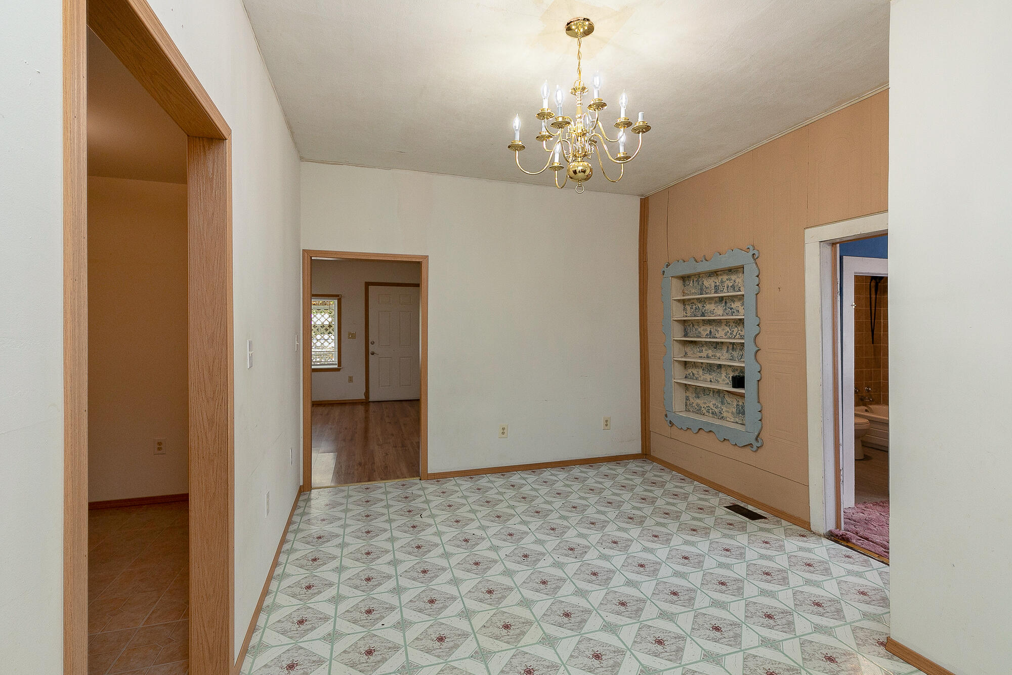 309 Jasper Street Property Photo 8