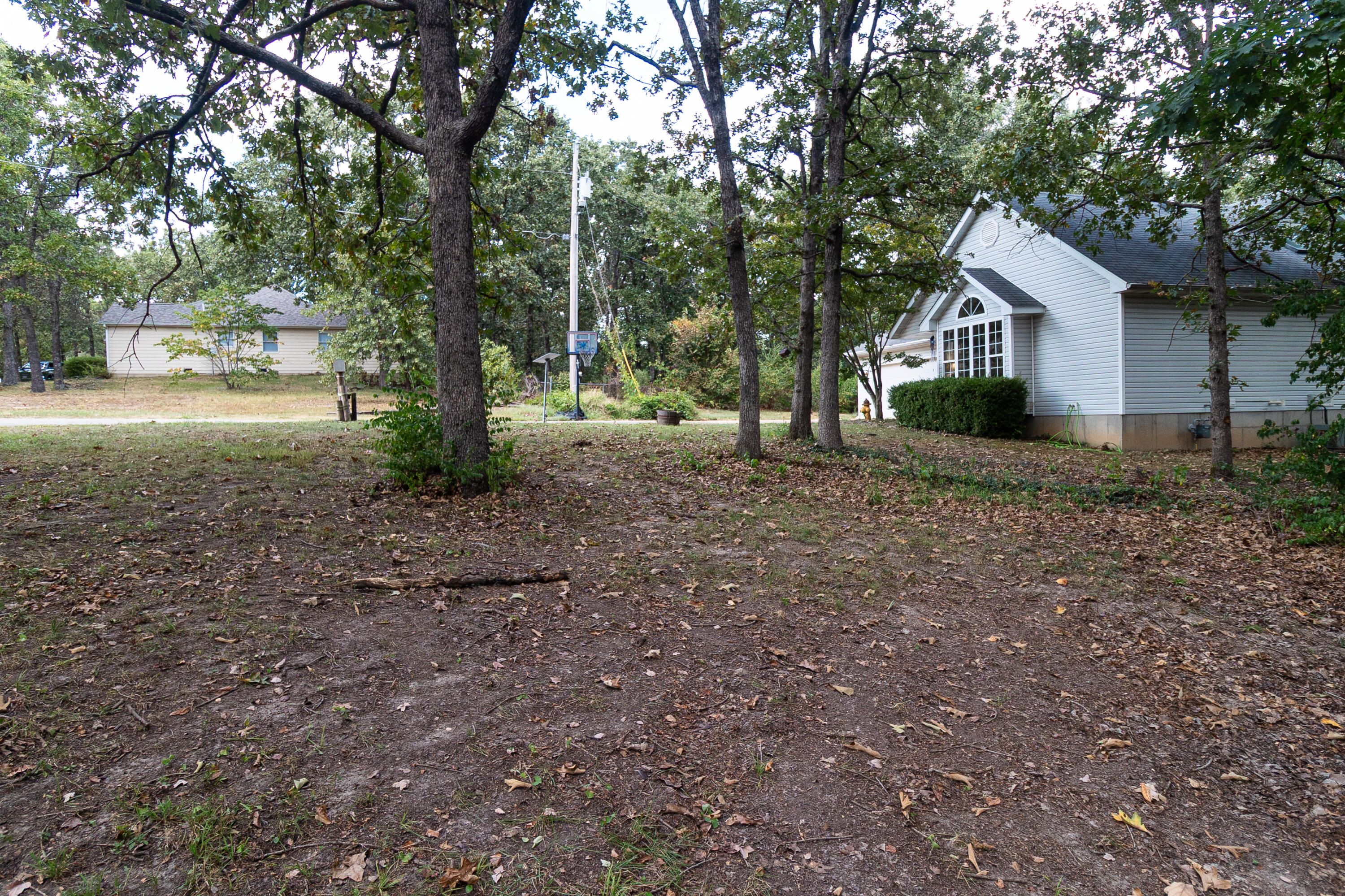 1512 Red Oak Drive Property Photo 6