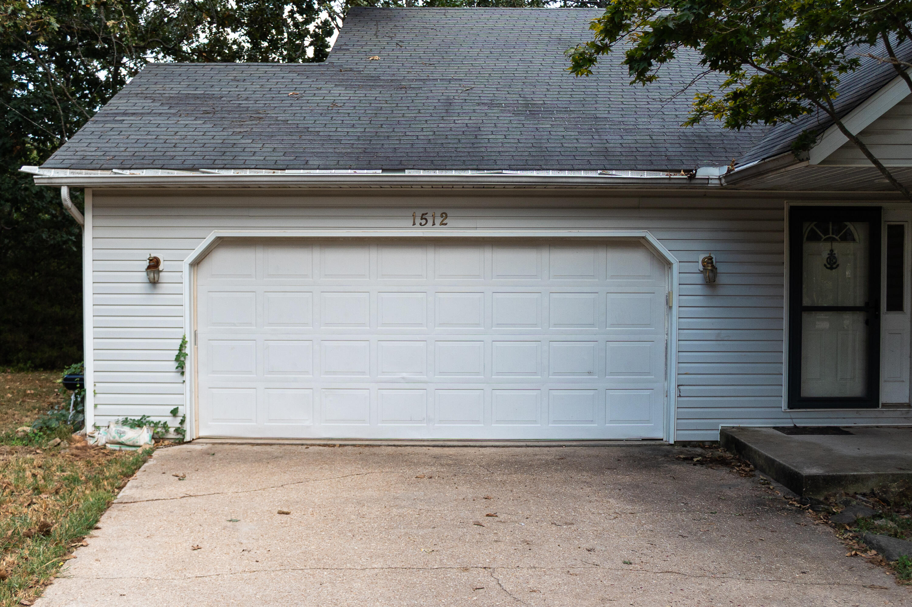 1512 Red Oak Drive Property Photo 7