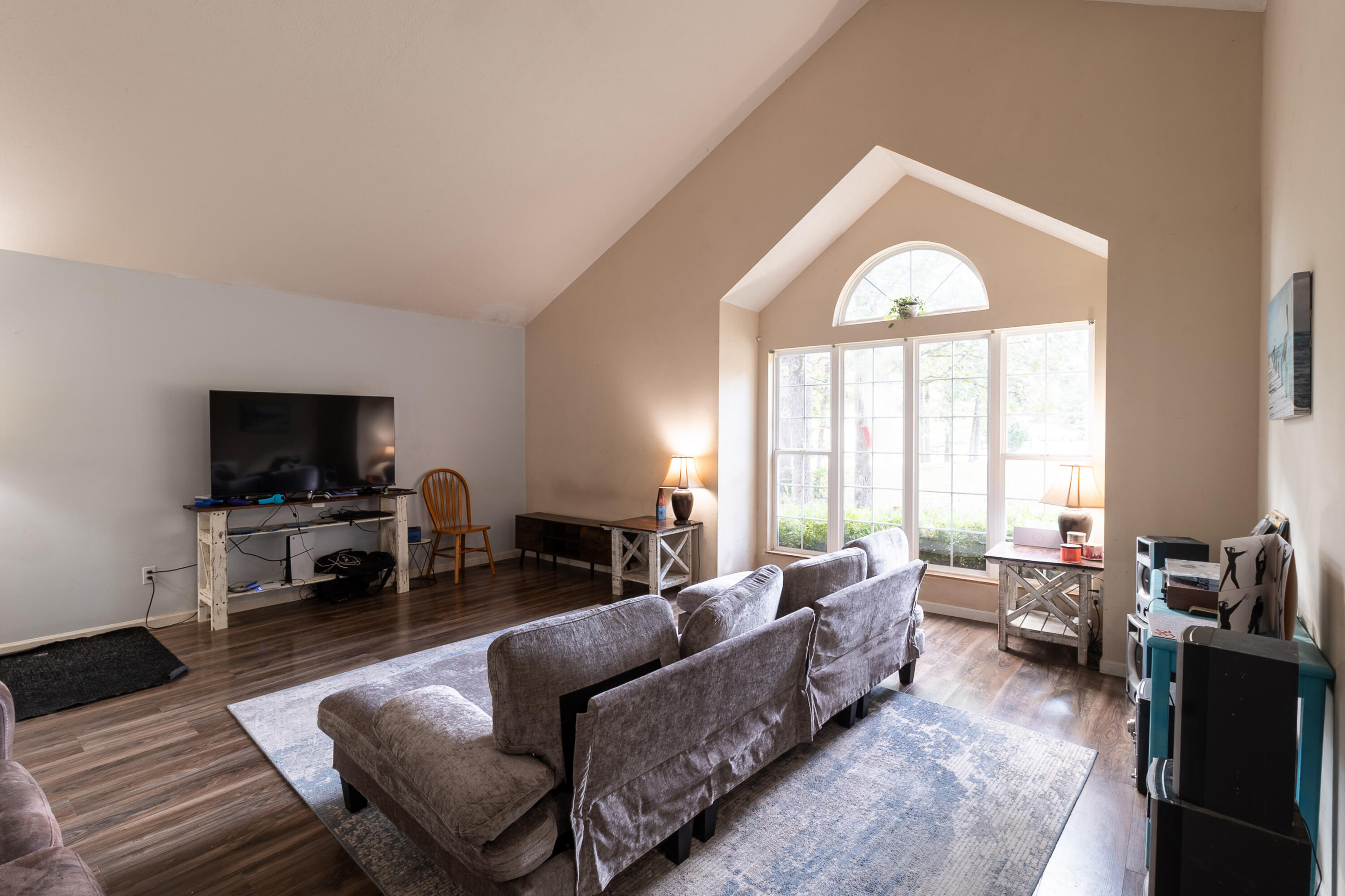 1512 Red Oak Drive Property Photo 10