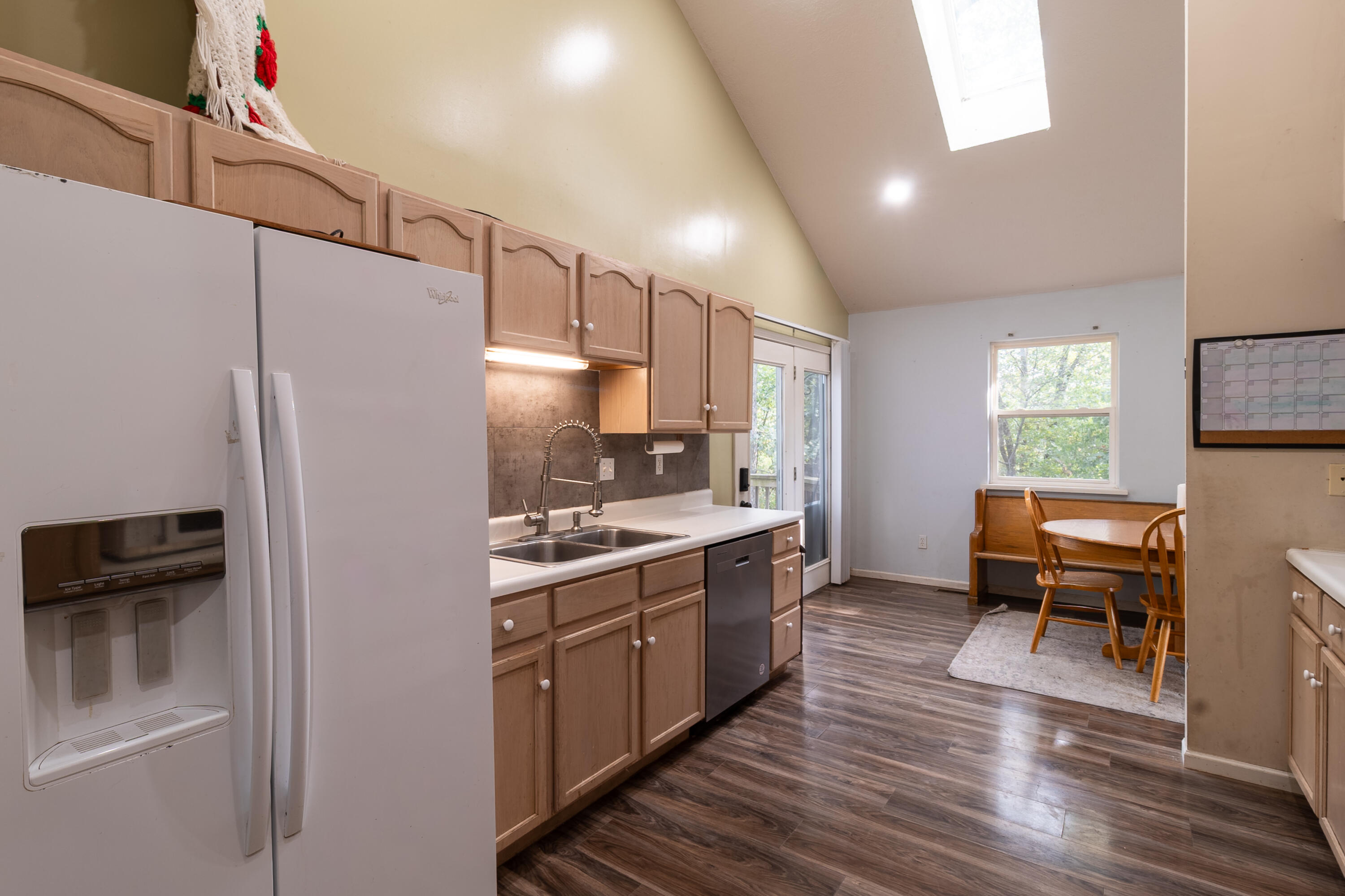 1512 Red Oak Drive Property Photo 16
