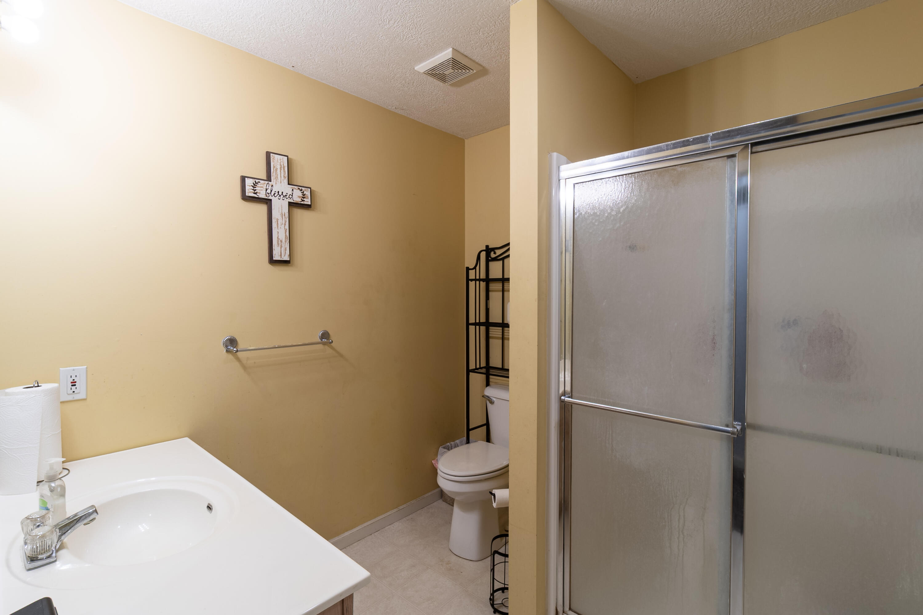 1512 Red Oak Drive Property Photo 18
