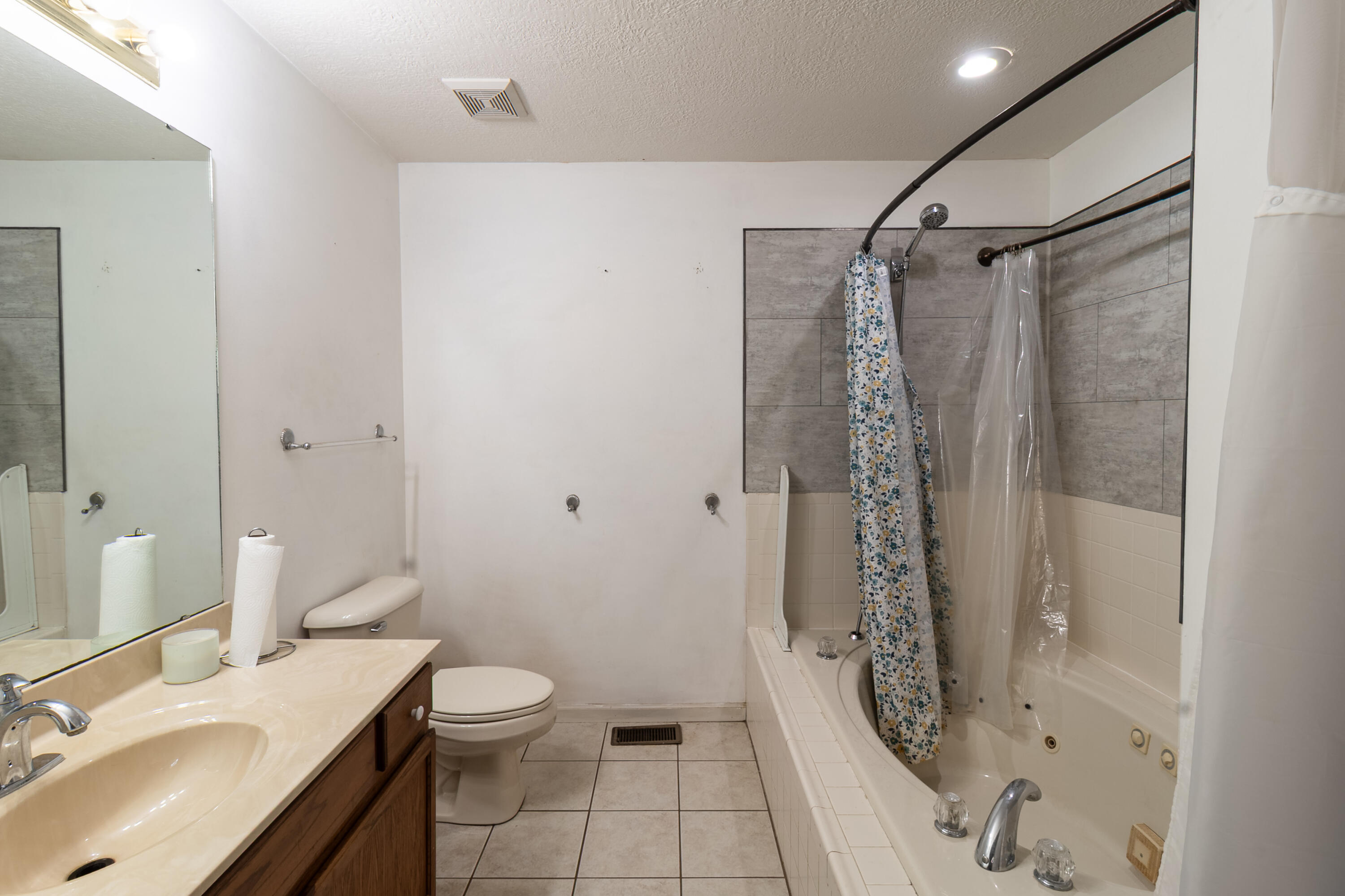 1512 Red Oak Drive Property Photo 24