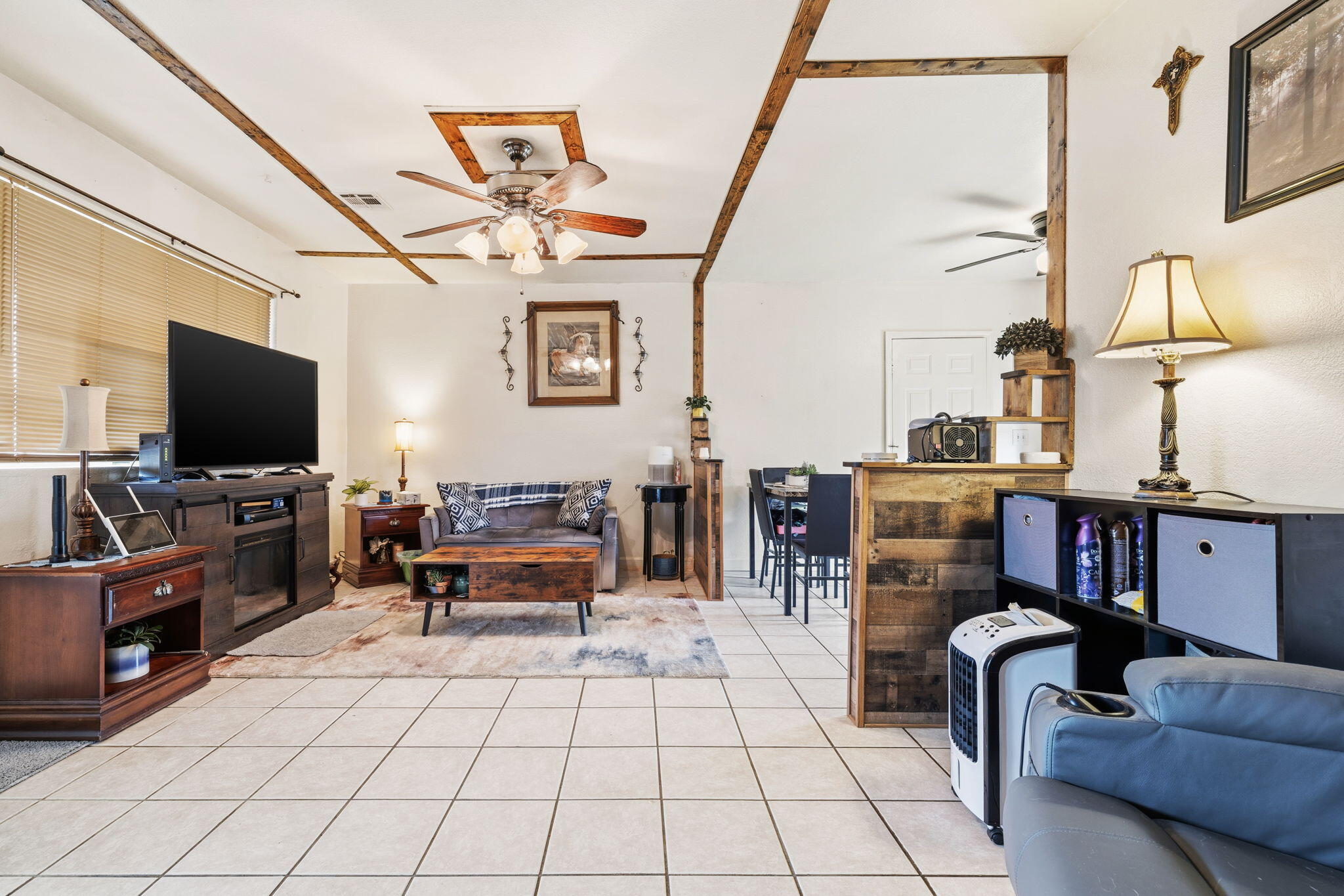 109 Fritts Way Property Photo 6