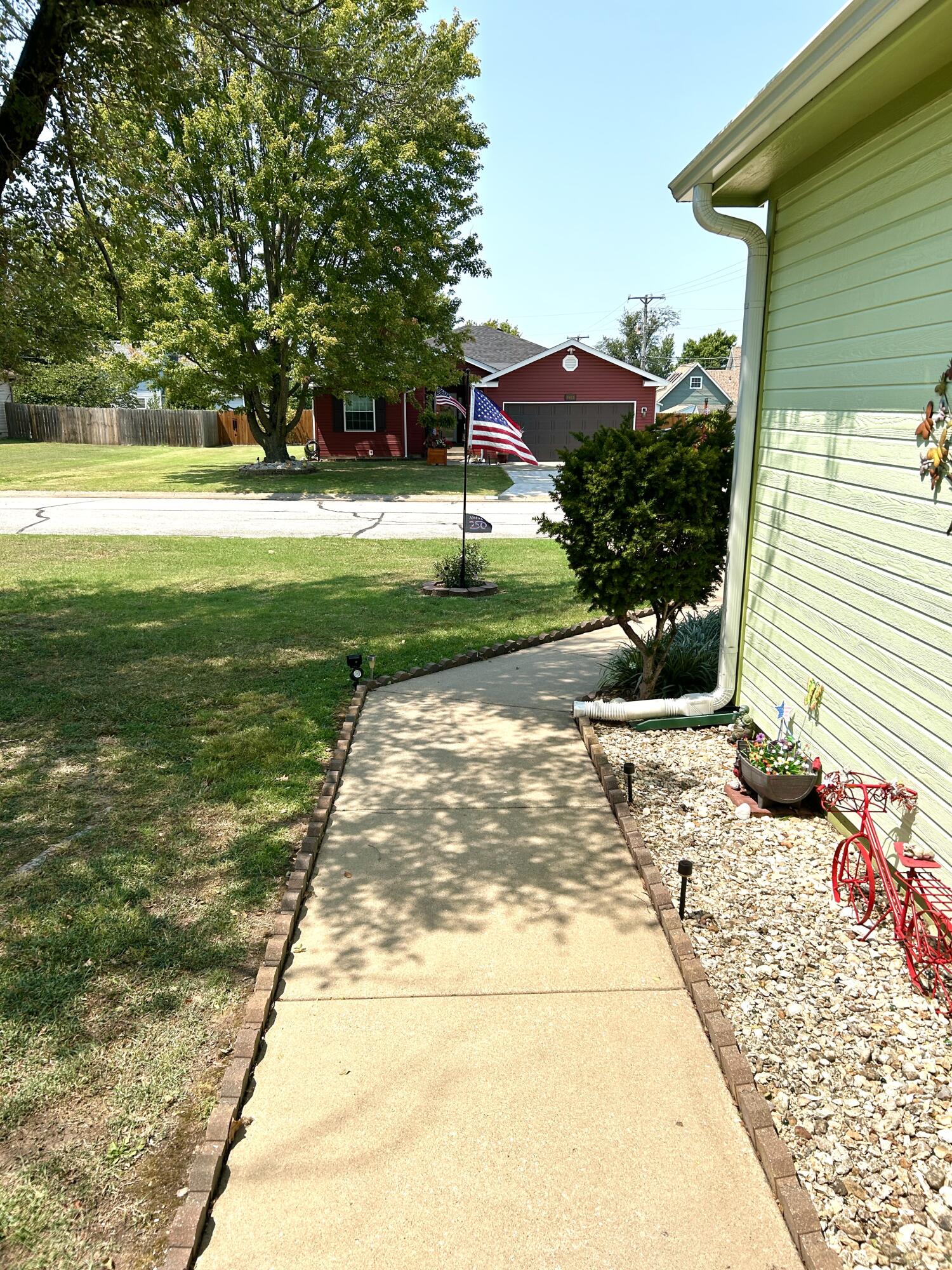 1921 Bluebird Drive Property Photo 41