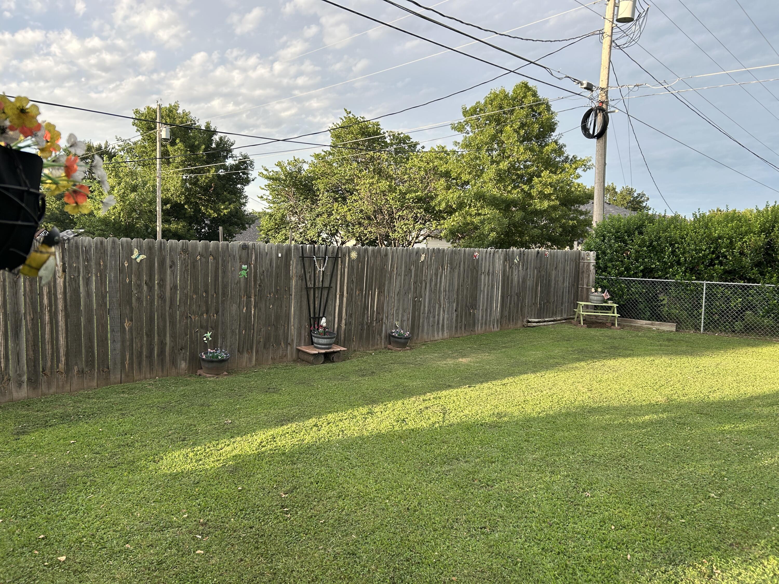 1921 Bluebird Drive Property Photo 49