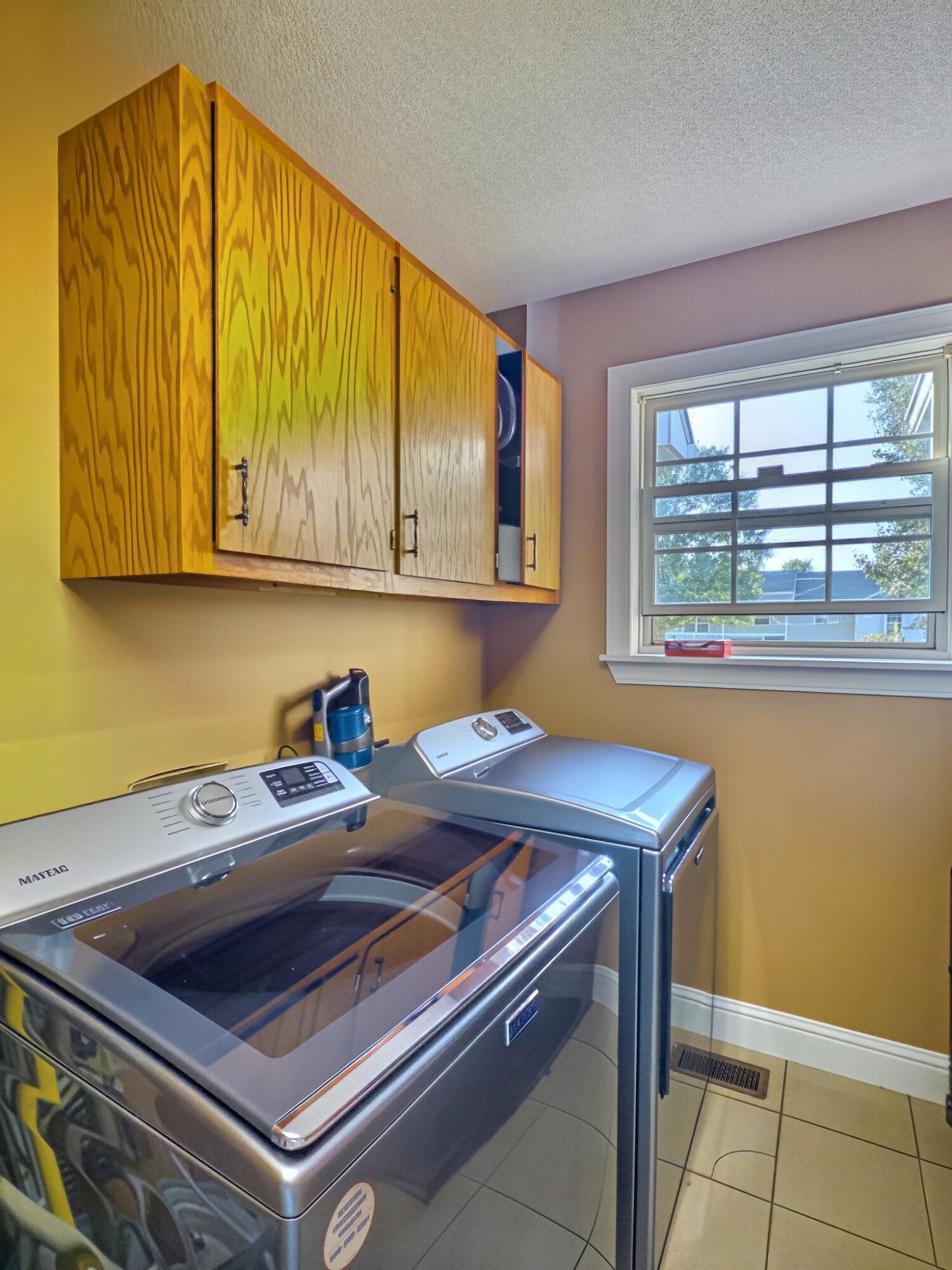 1112 Oakcrest Lane Property Photo 32