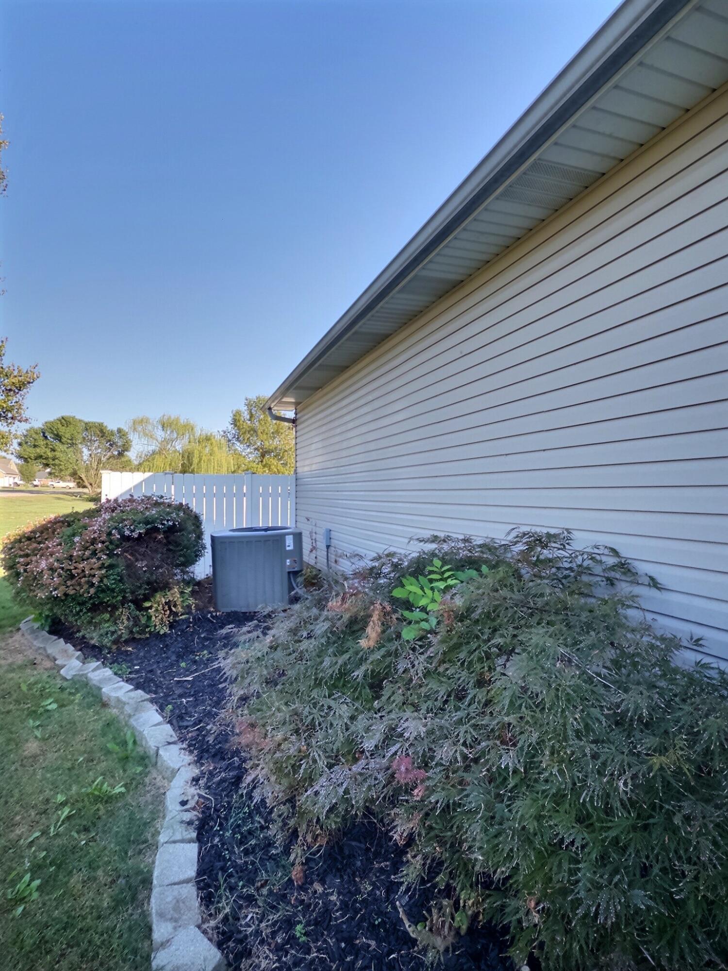 1112 Oakcrest Lane Property Photo 37