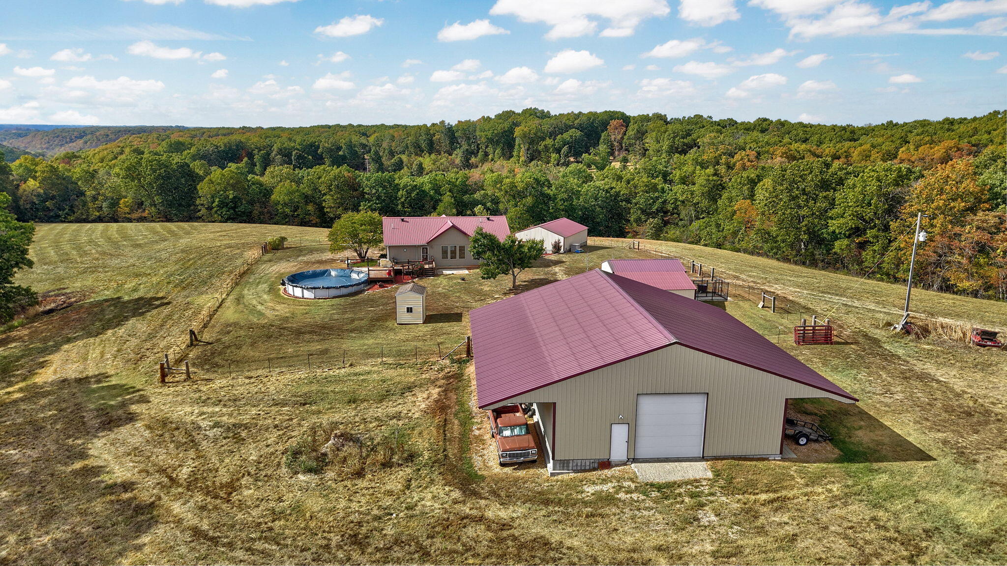 9064 State Highway V Property Photo 9