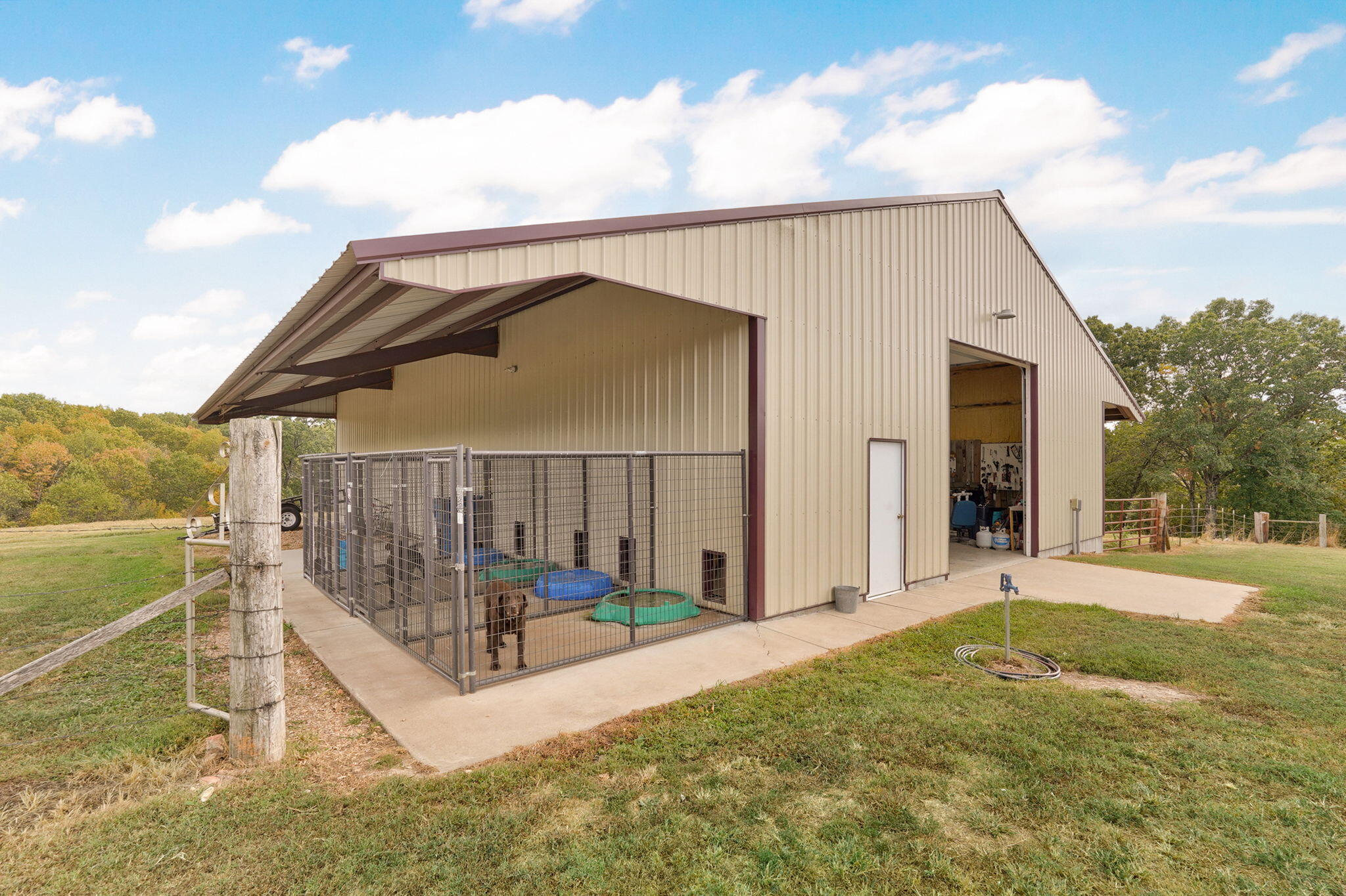9064 State Highway V Property Photo 24