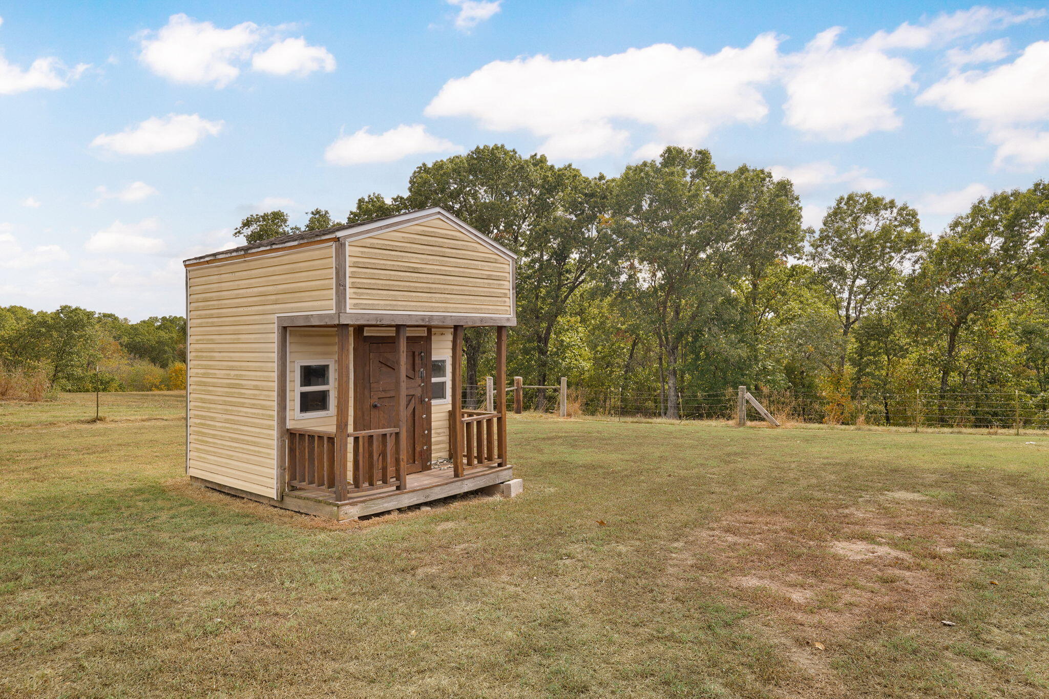 9064 State Highway V Property Photo 26