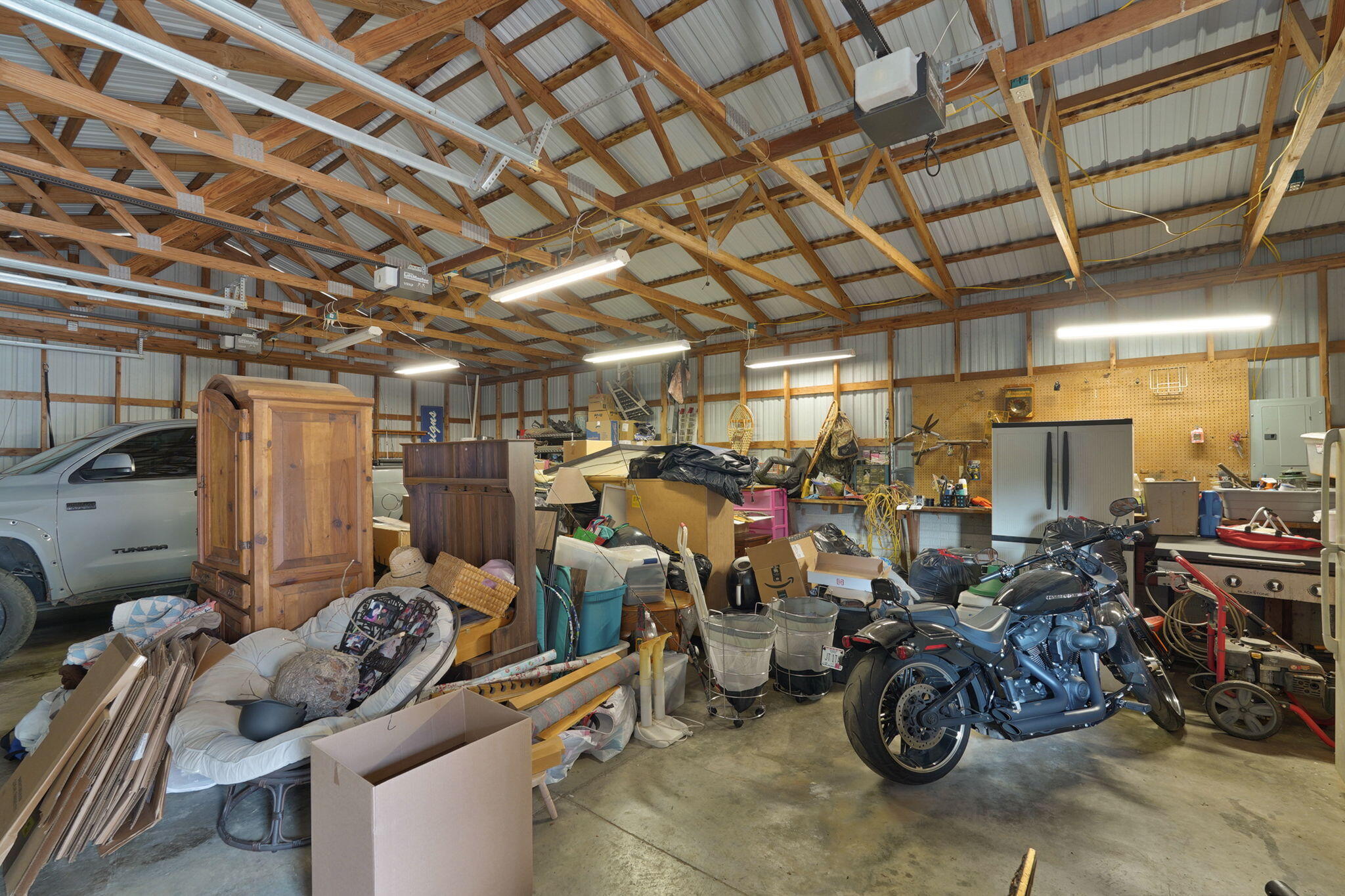 9064 State Highway V Property Photo 31