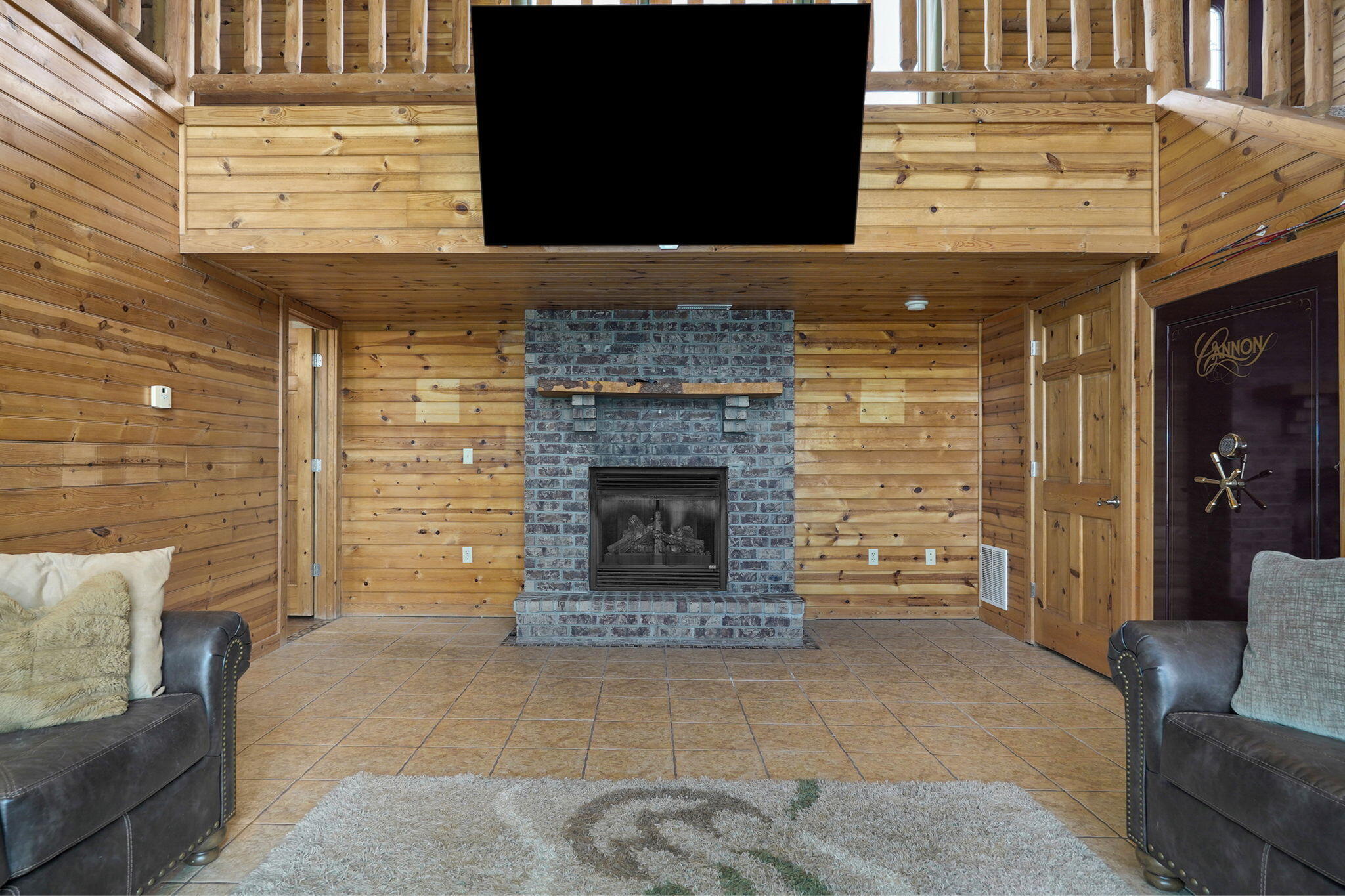 9064 State Highway V Property Photo 37