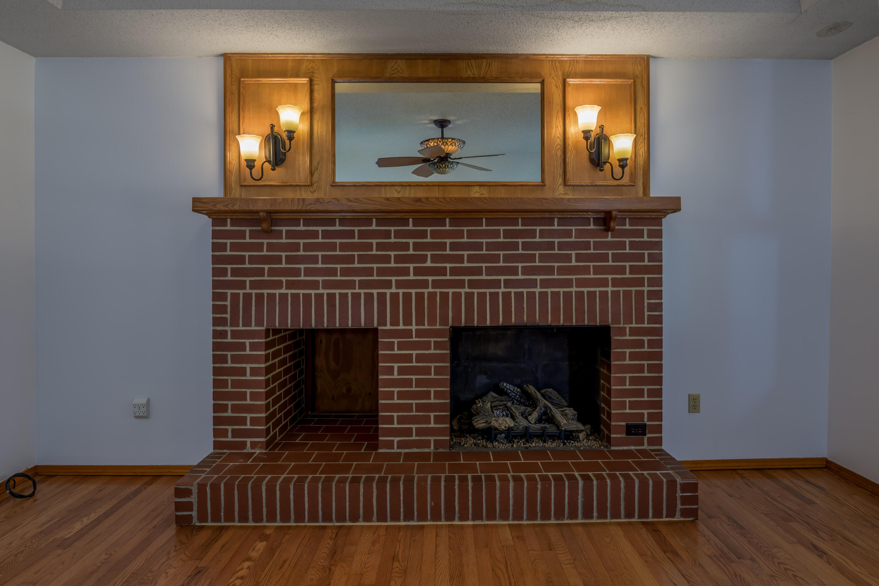 3158 West Broadmoor Street Property Photo 8