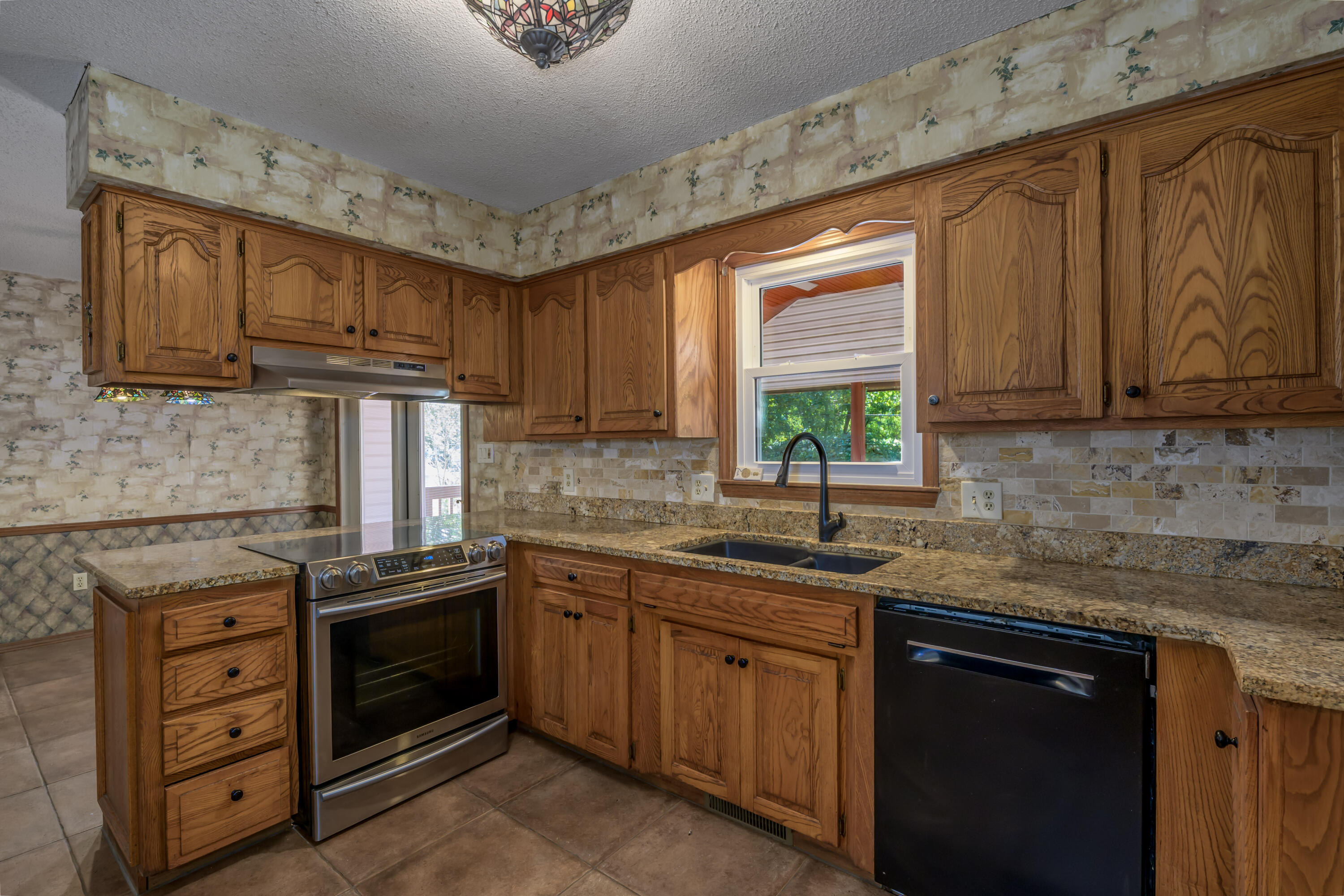 3158 West Broadmoor Street Property Photo 11