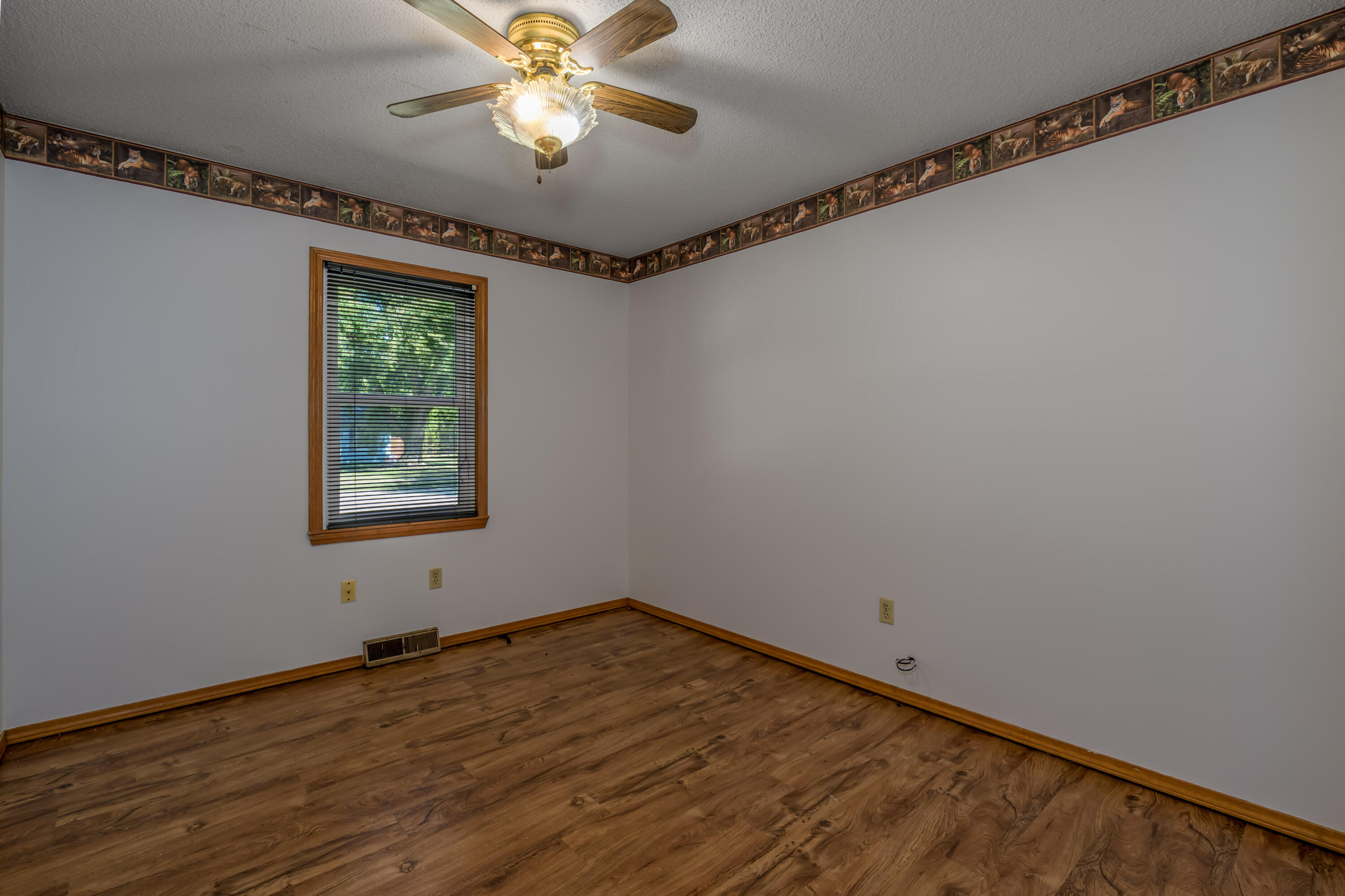 3158 West Broadmoor Street Property Photo 24