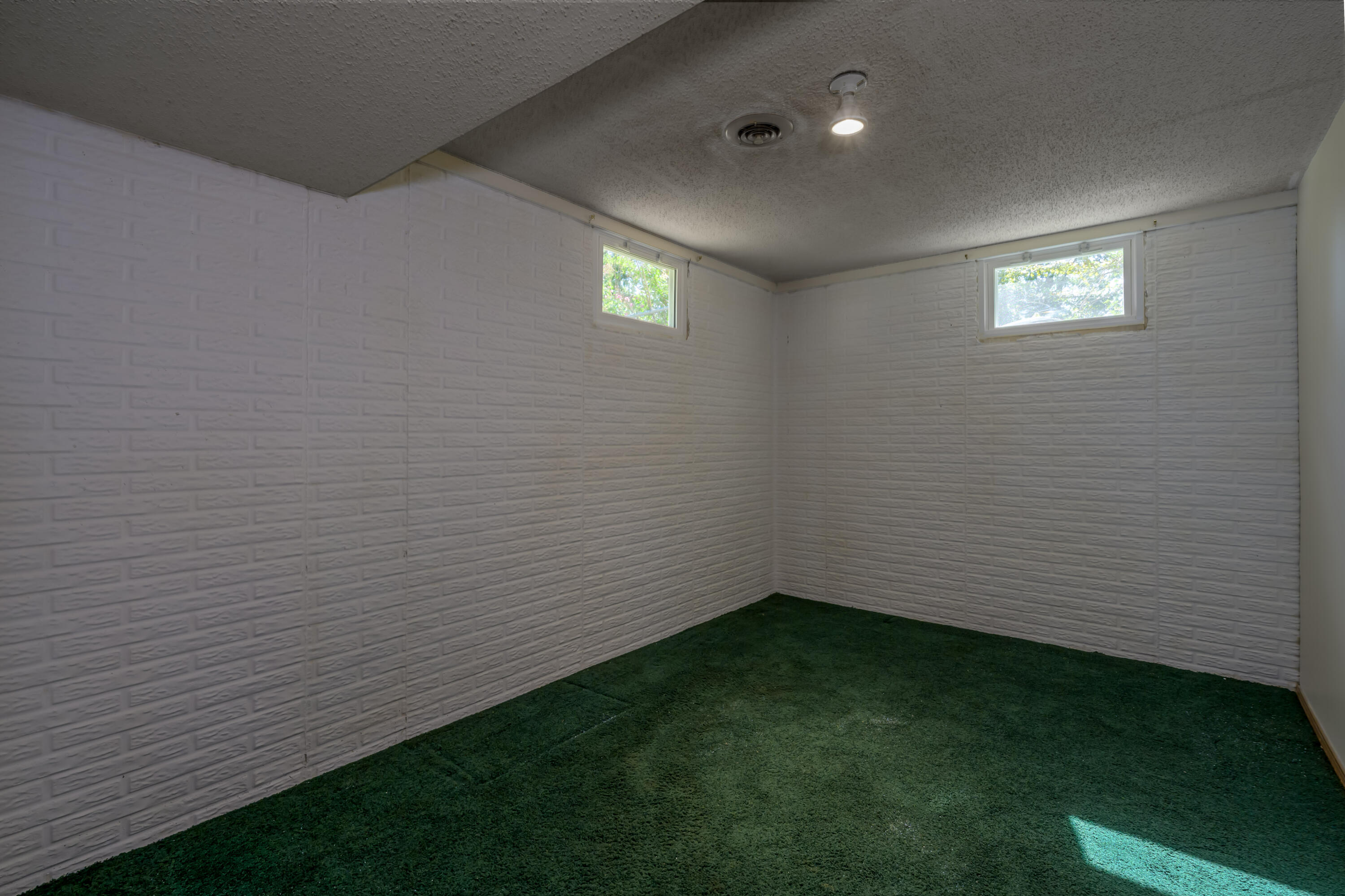 3158 West Broadmoor Street Property Photo 28