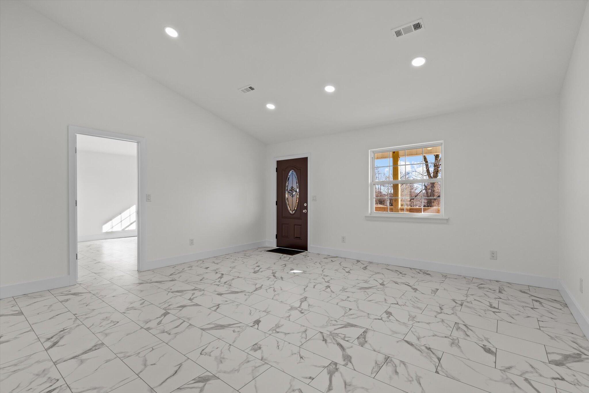 301 North Myrtle Street Property Photo 3