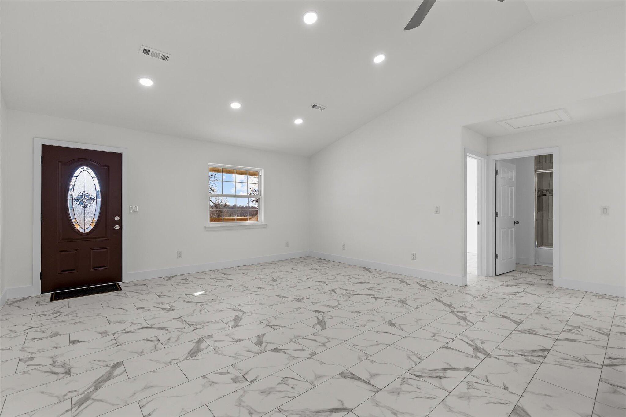 301 North Myrtle Street Property Photo 8
