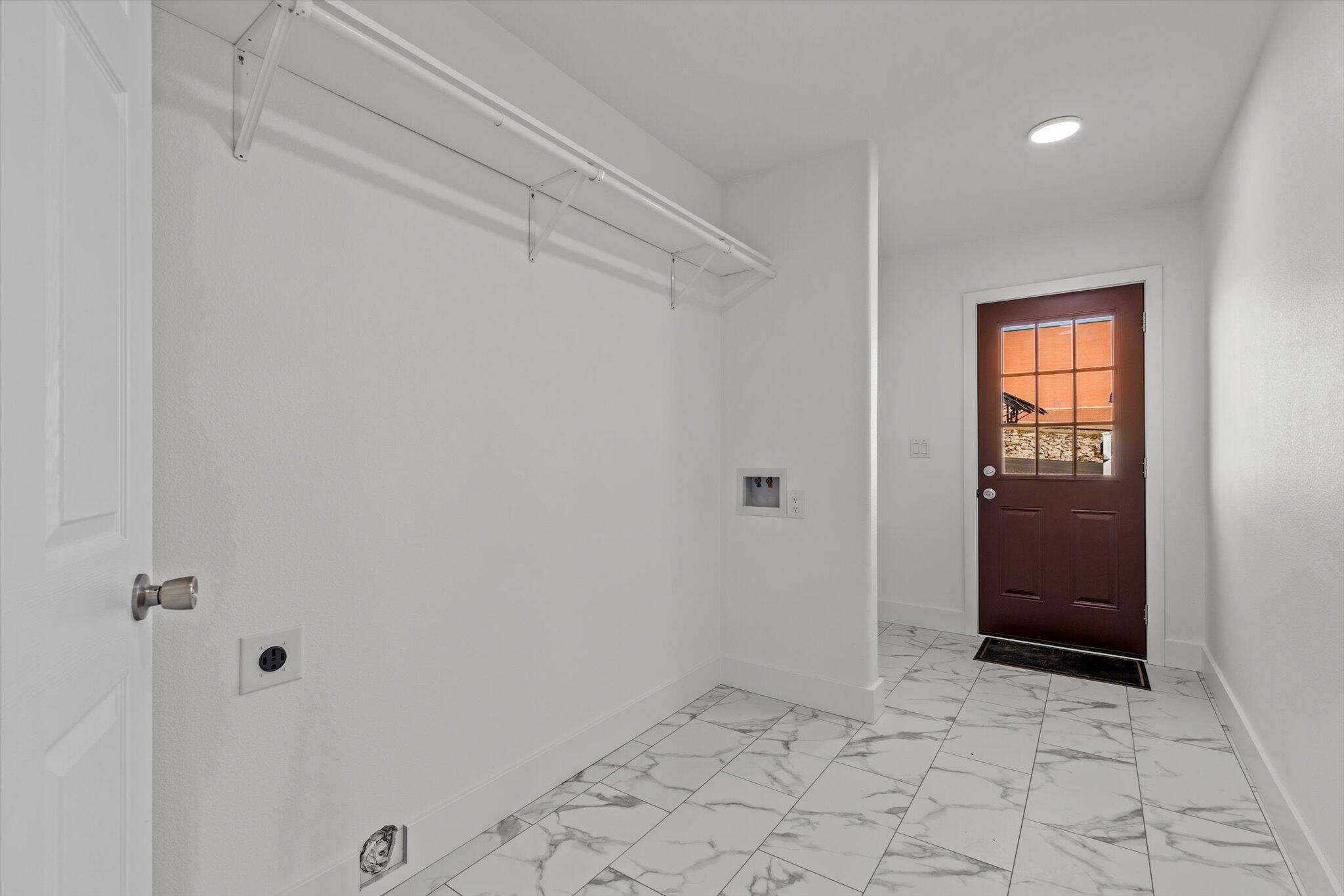 301 North Myrtle Street Property Photo 13
