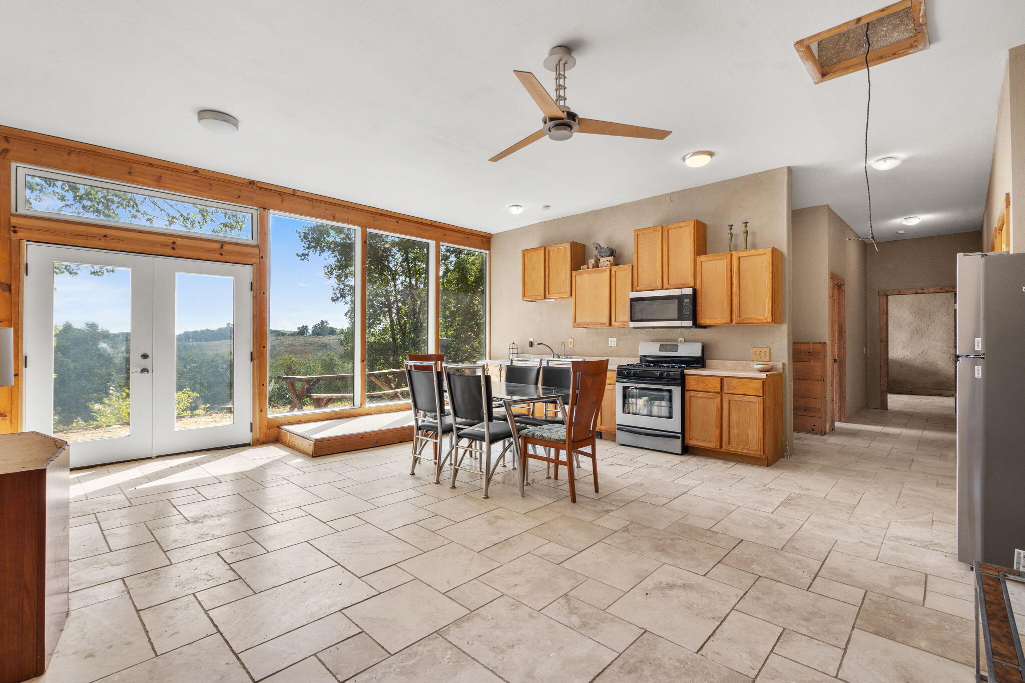 20 Clearview Drive Property Photo 4