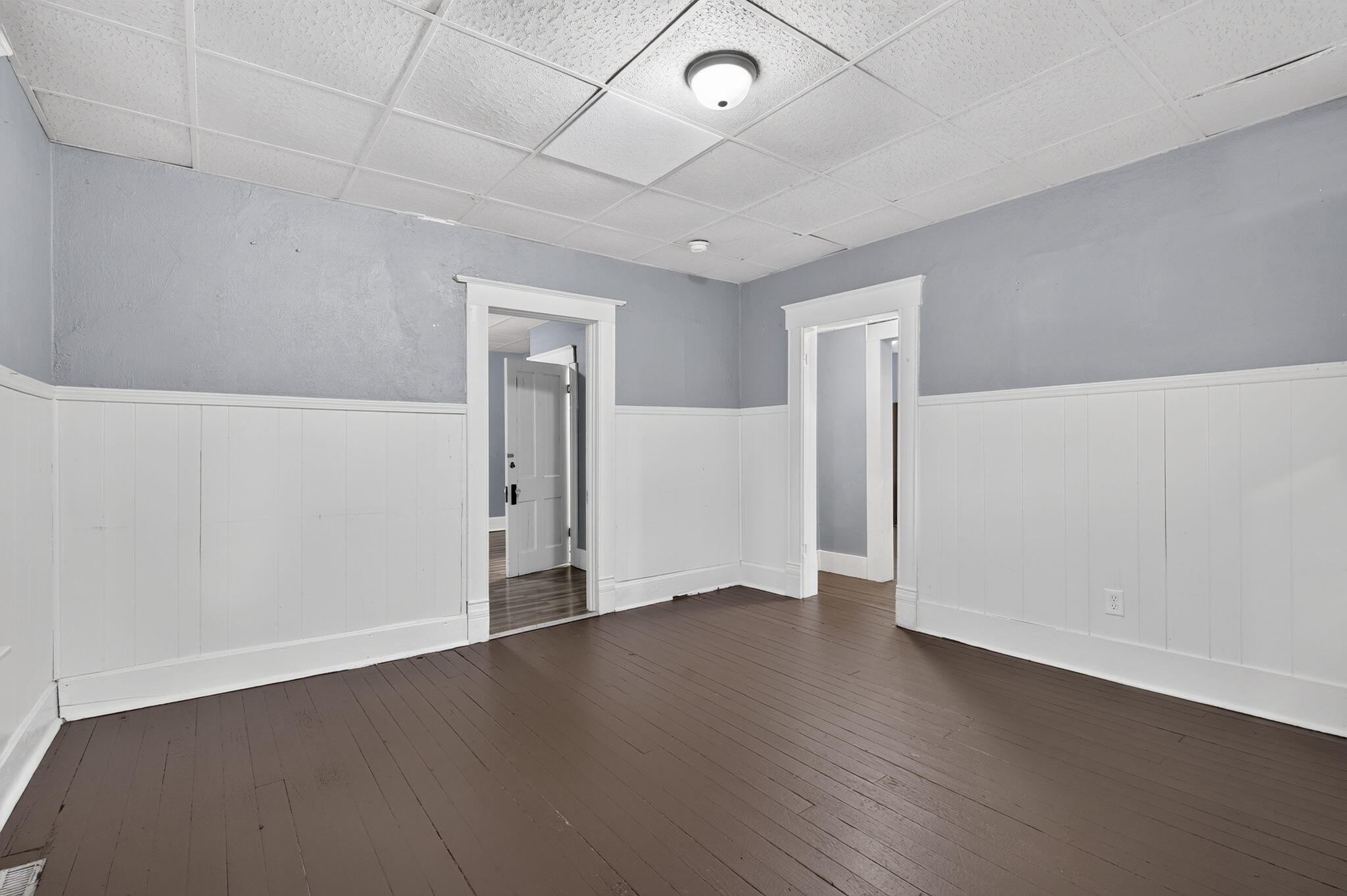 413 - 405 West Nichols Street Property Photo 13