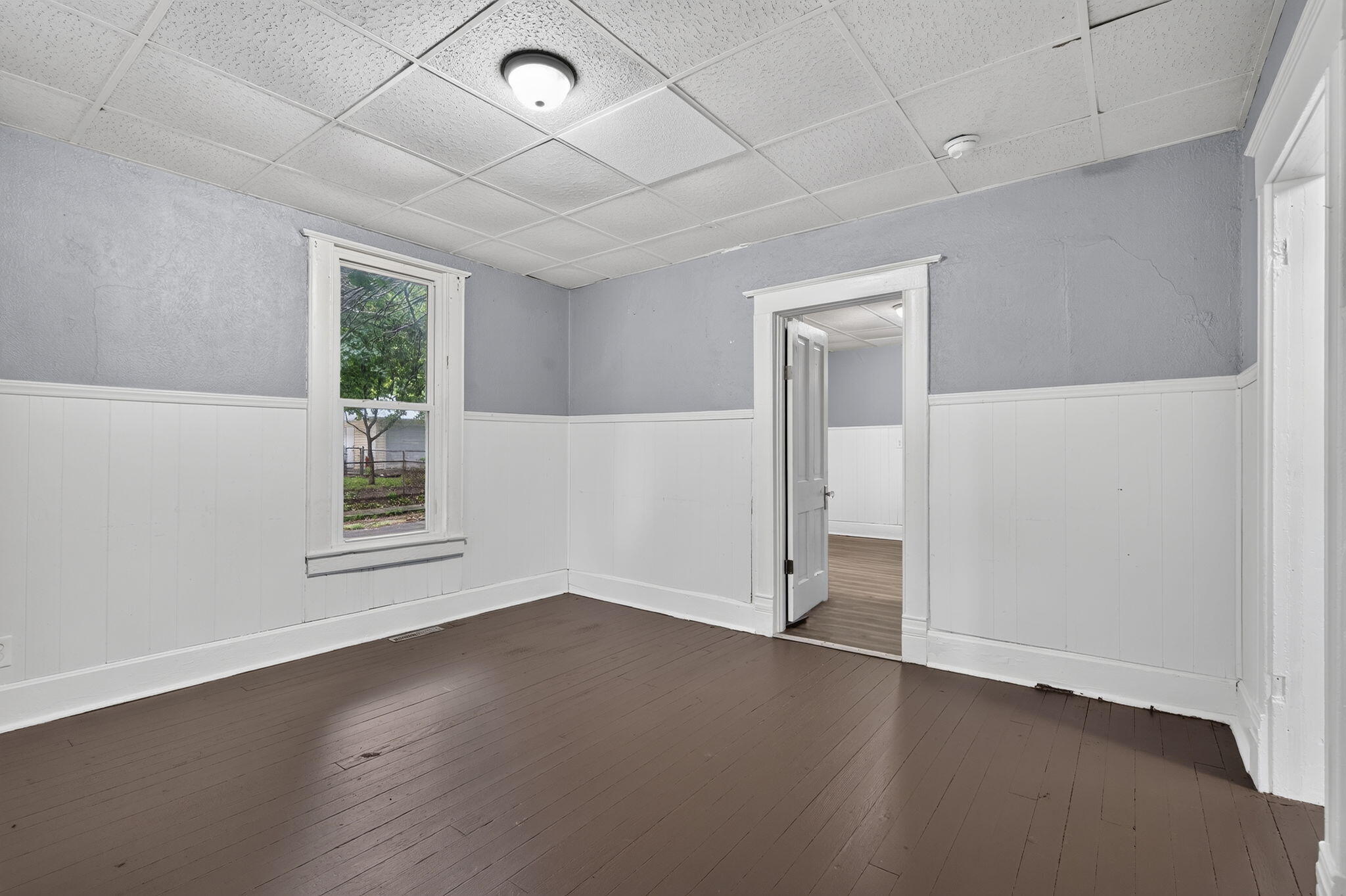 413 - 405 West Nichols Street Property Photo 14
